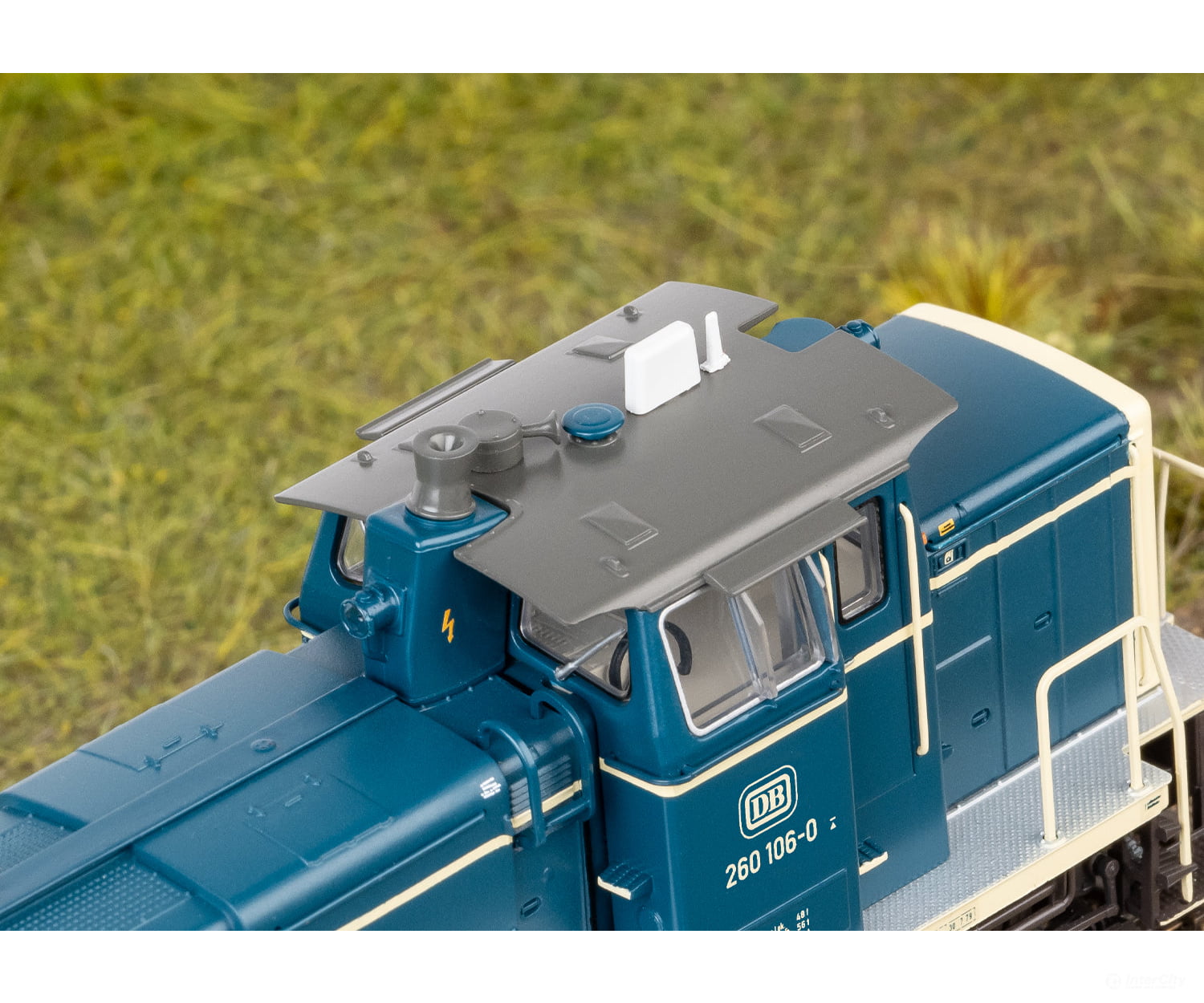 Marklin 38601 HO DB Class 260 Diesel Locomotive MFX+ Digital Sound European Locomotives