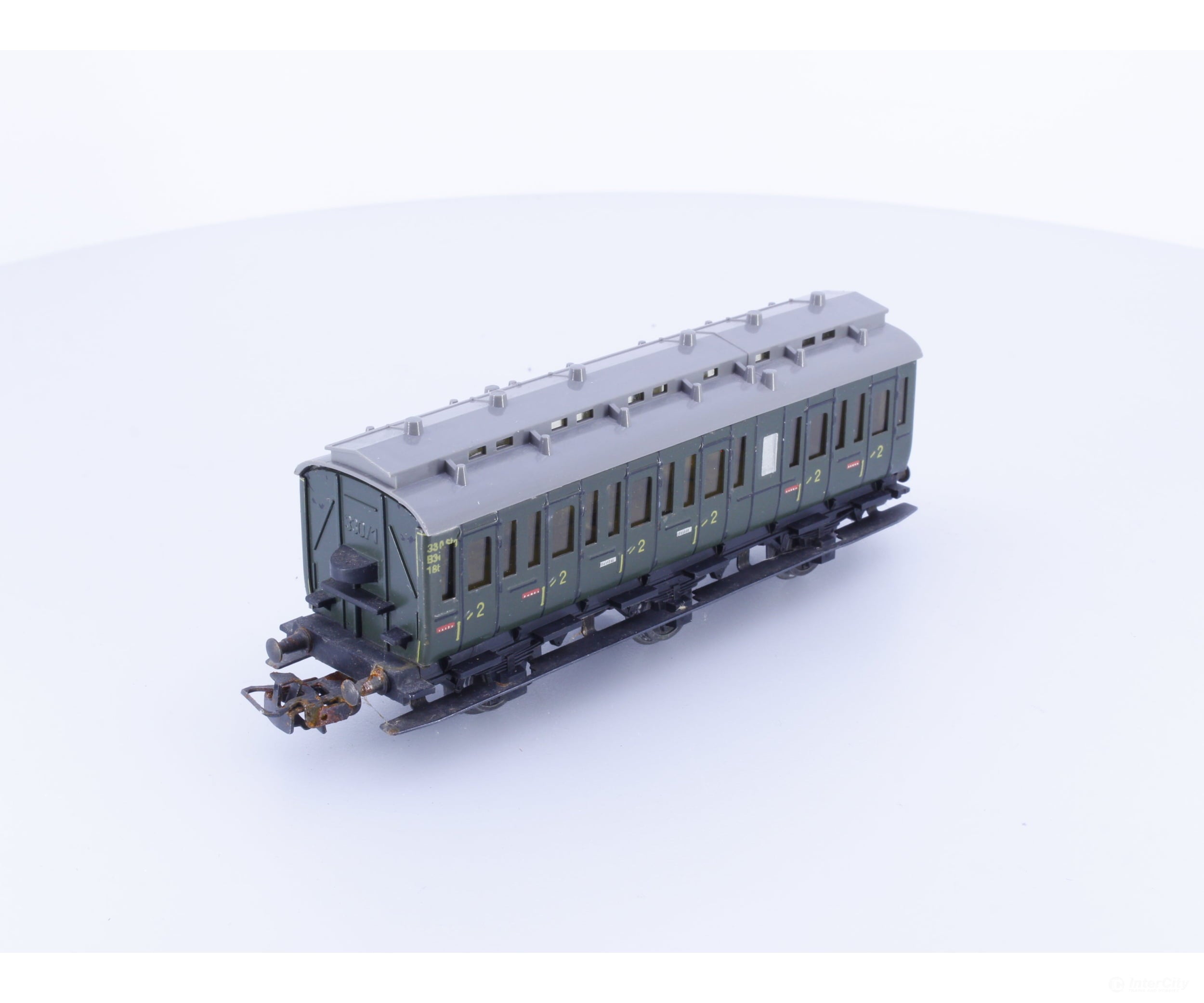Marklin 4004 HO DB 2nd Class Passenger Car (#2) - European Passenger Cars