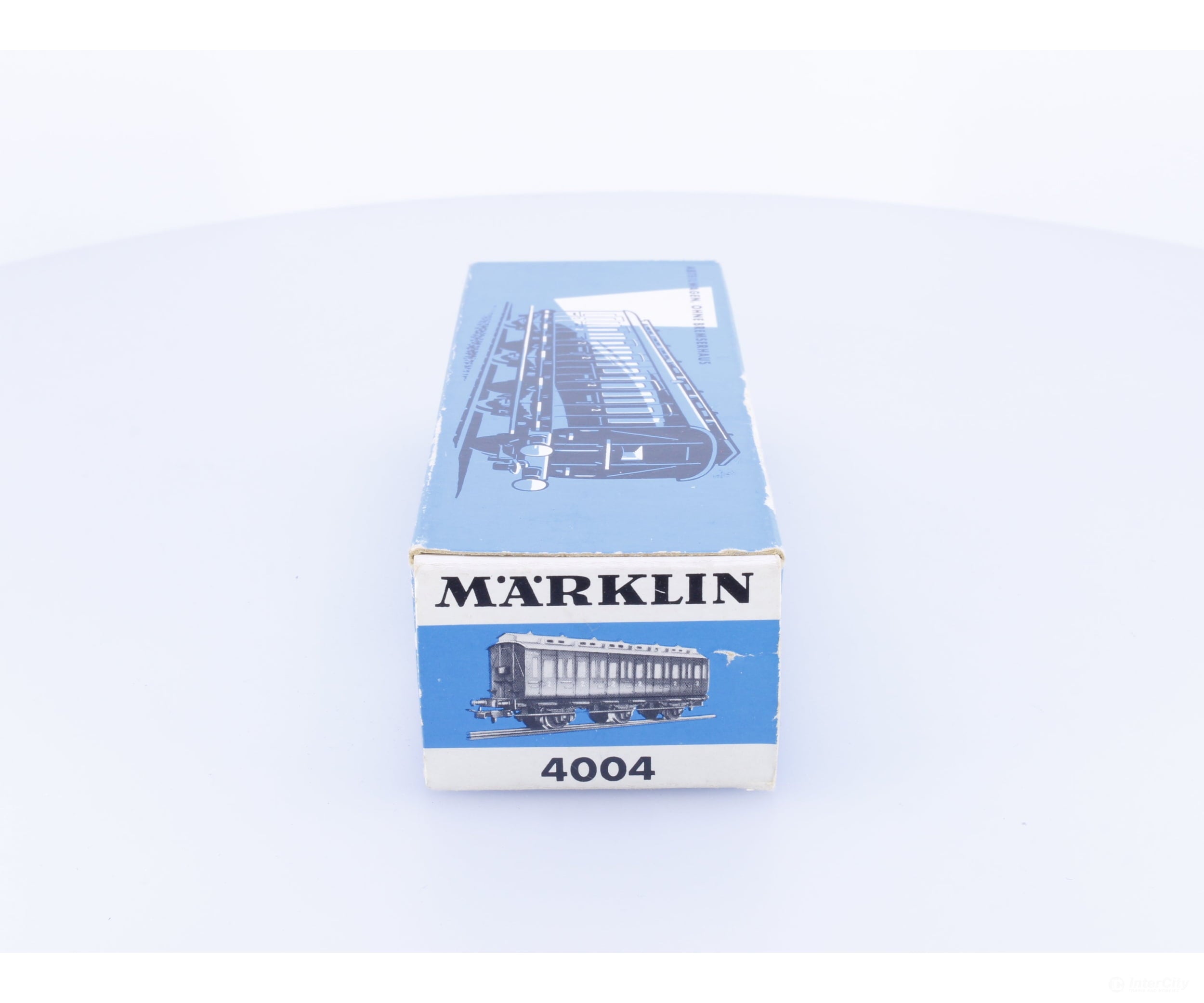Marklin 4004 HO DB 2nd Class Passenger Car (#2) - European Passenger Cars