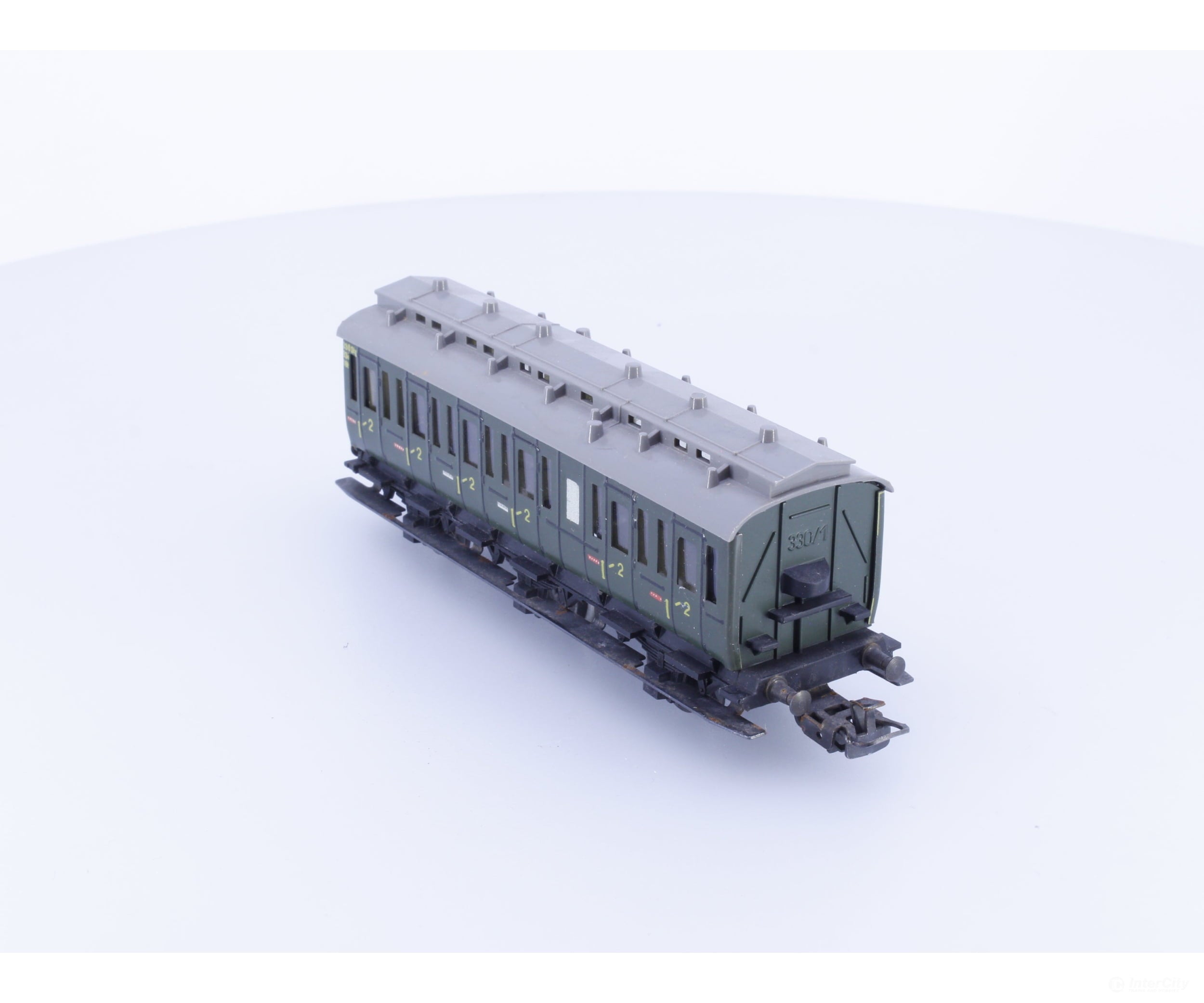 Marklin 4004 HO DB 2nd Class Passenger Car - European Passenger Cars