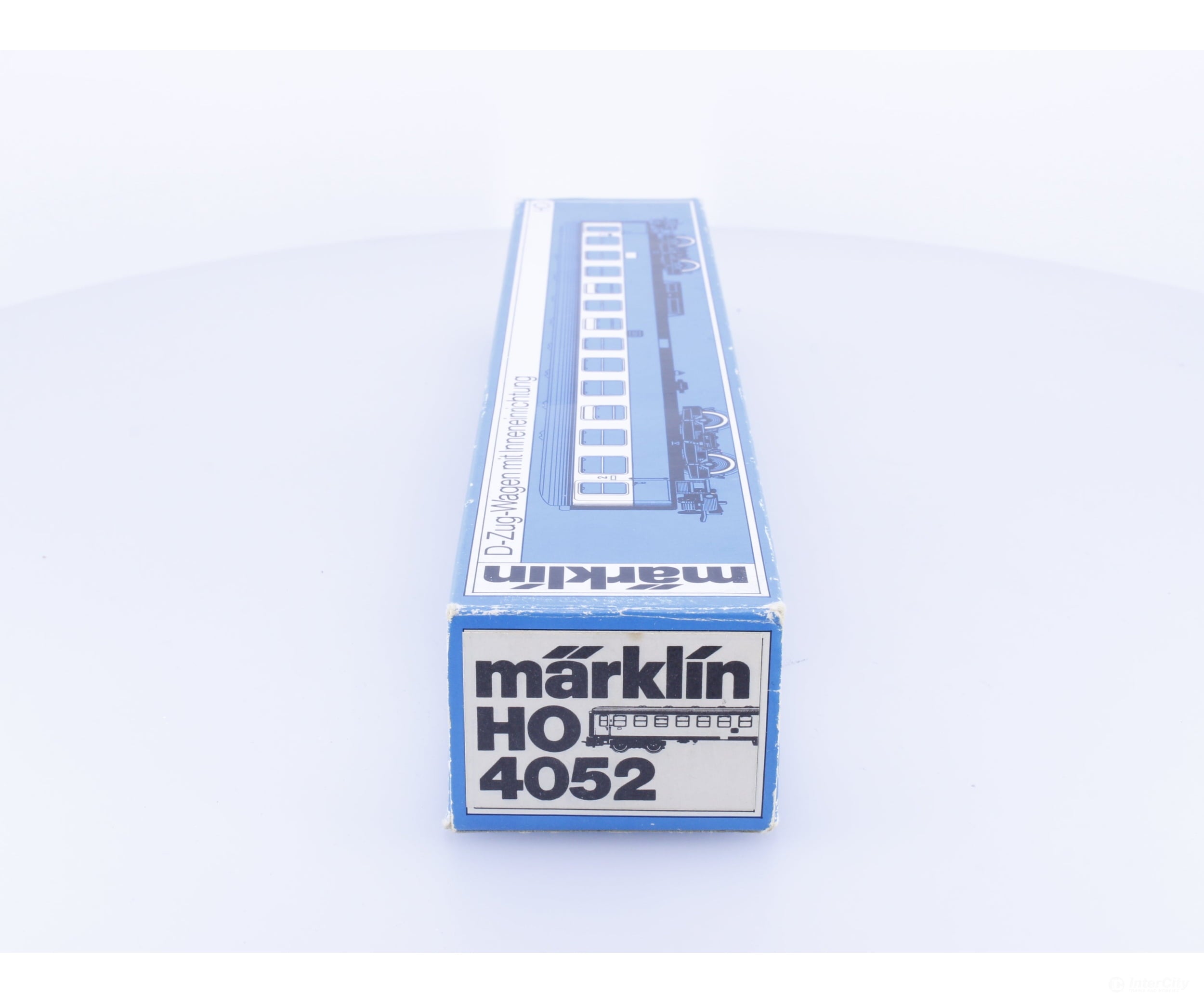 Marklin 4052 HO DB 2nd Class Passenger Car - European Passenger Cars