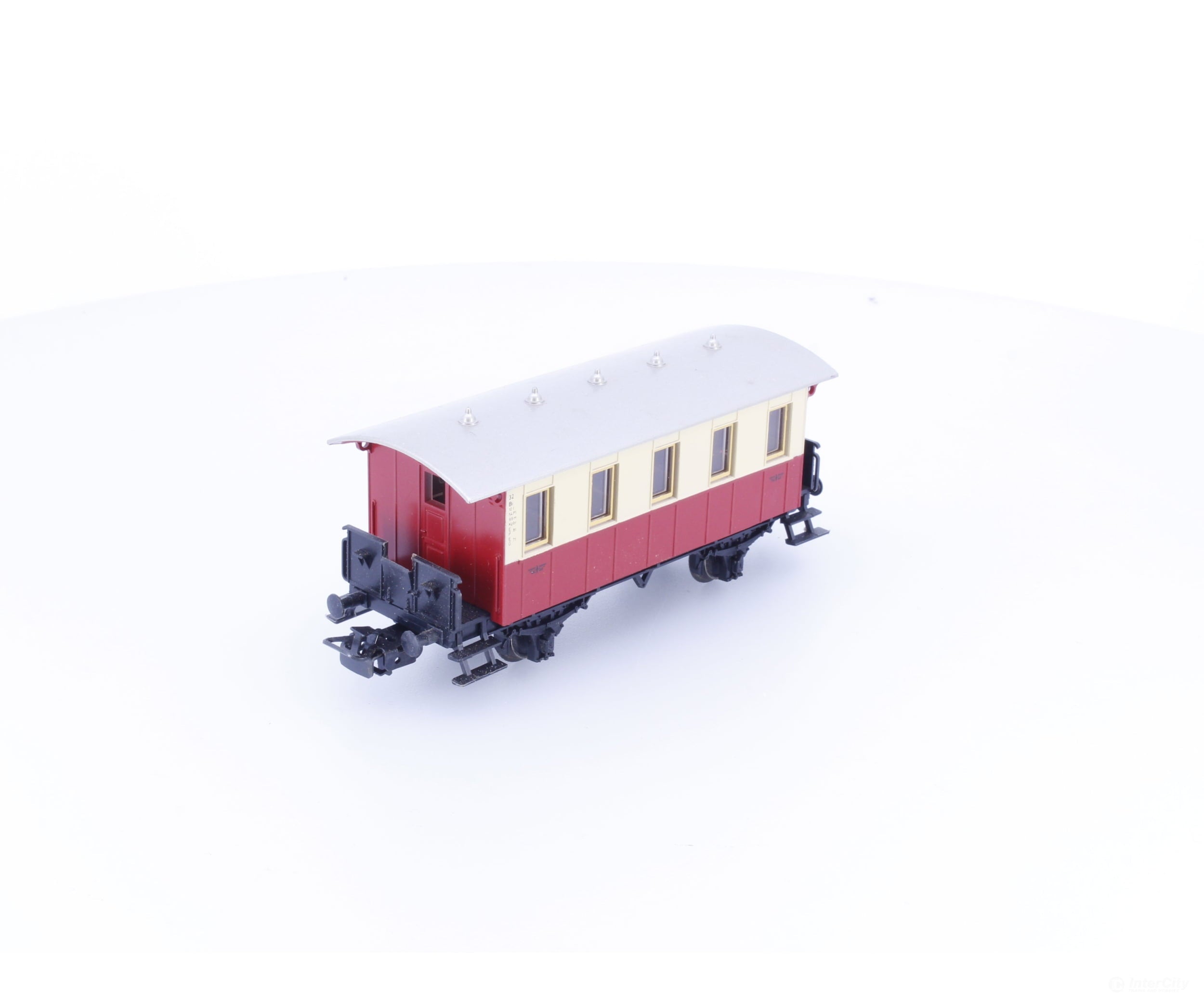 Marklin 4107 HO DR Hobby Red and Cream Passenger Car (#1) - European Passenger Cars