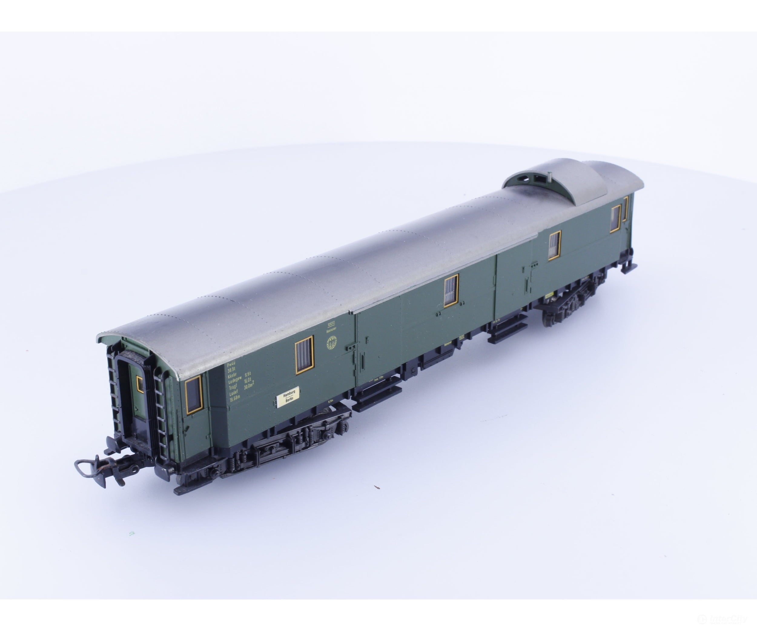 Marklin 4142 HO DR Baggage Car - European Passenger Cars