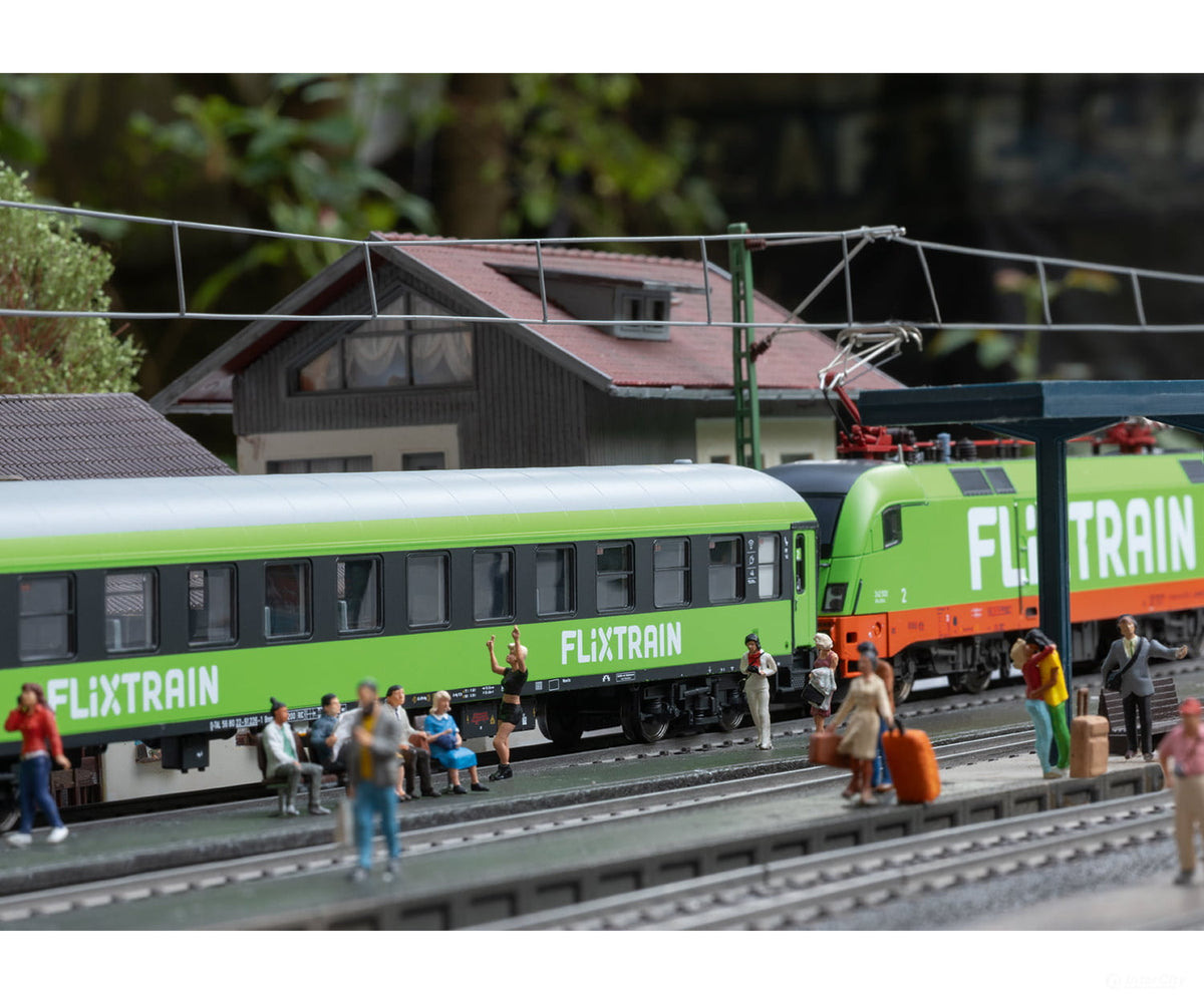 Marklin 42957 HO ’FlixTrain’ Express Train Car Set 1 (MHI Exclusive Item) - European Passenger Cars