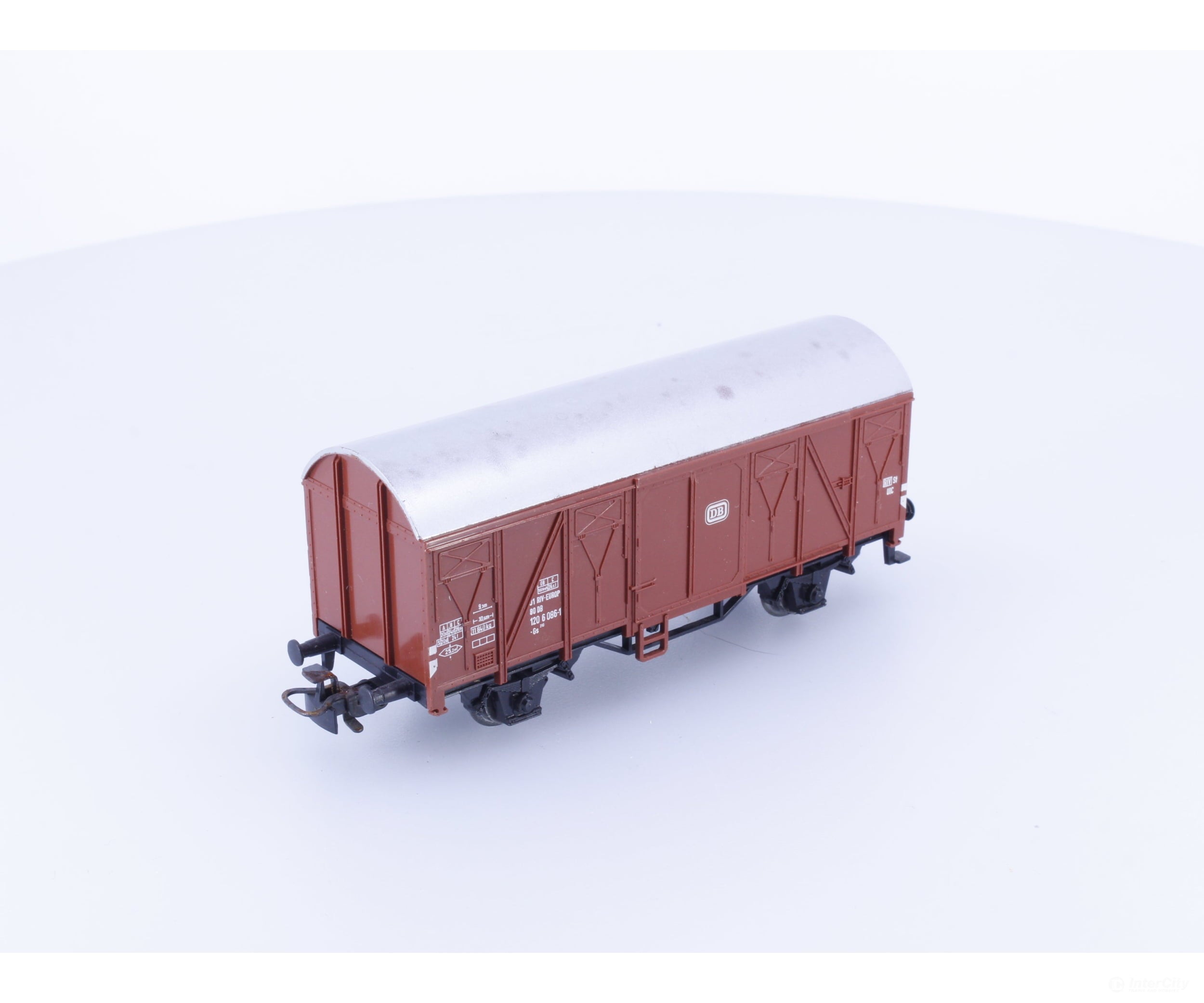 Marklin 4410 HO DB Covered Goods Wagon - European Freight Cars