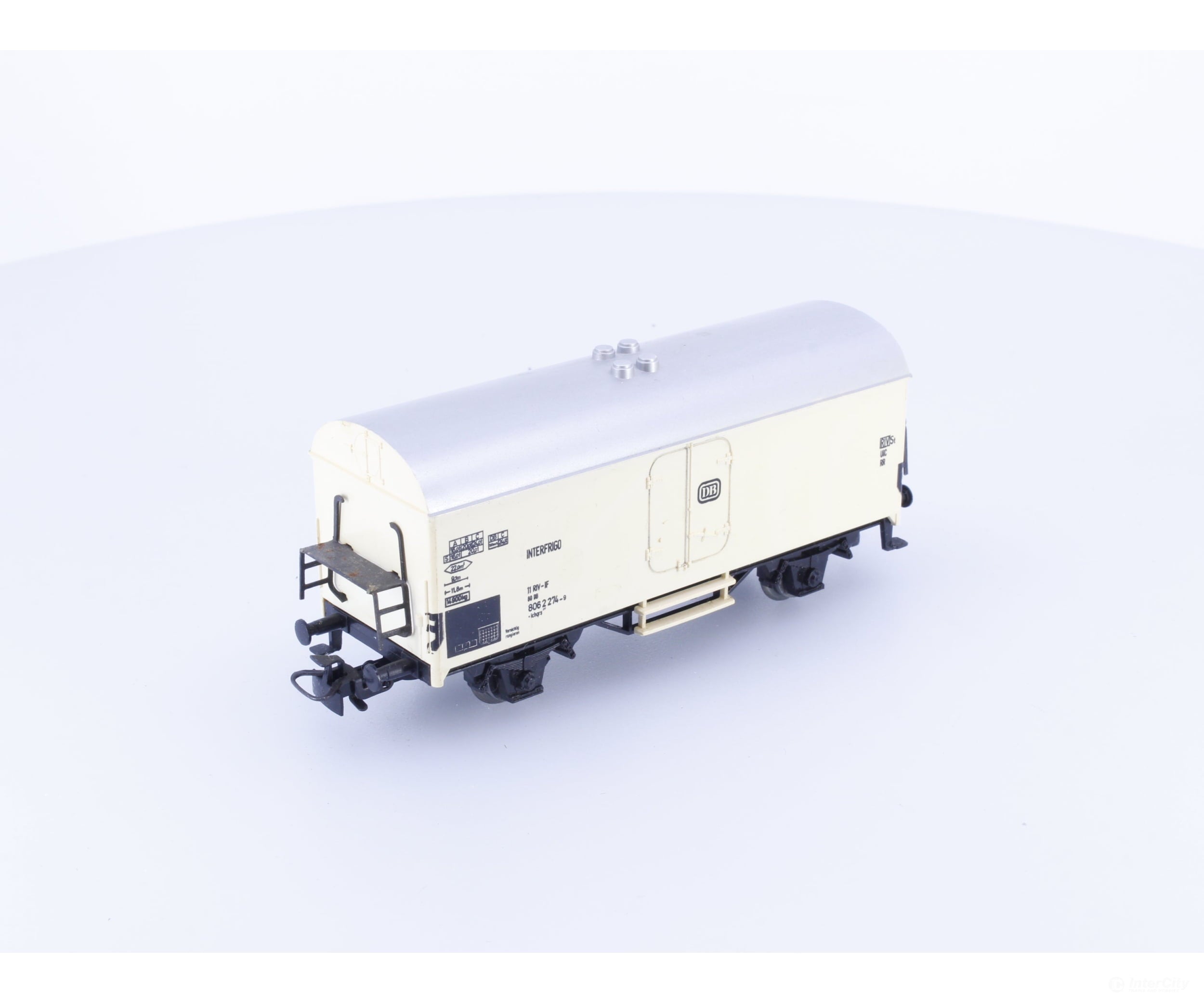 Marklin 4415 HO DB Refrigerator Car (#1) - European Freight Cars