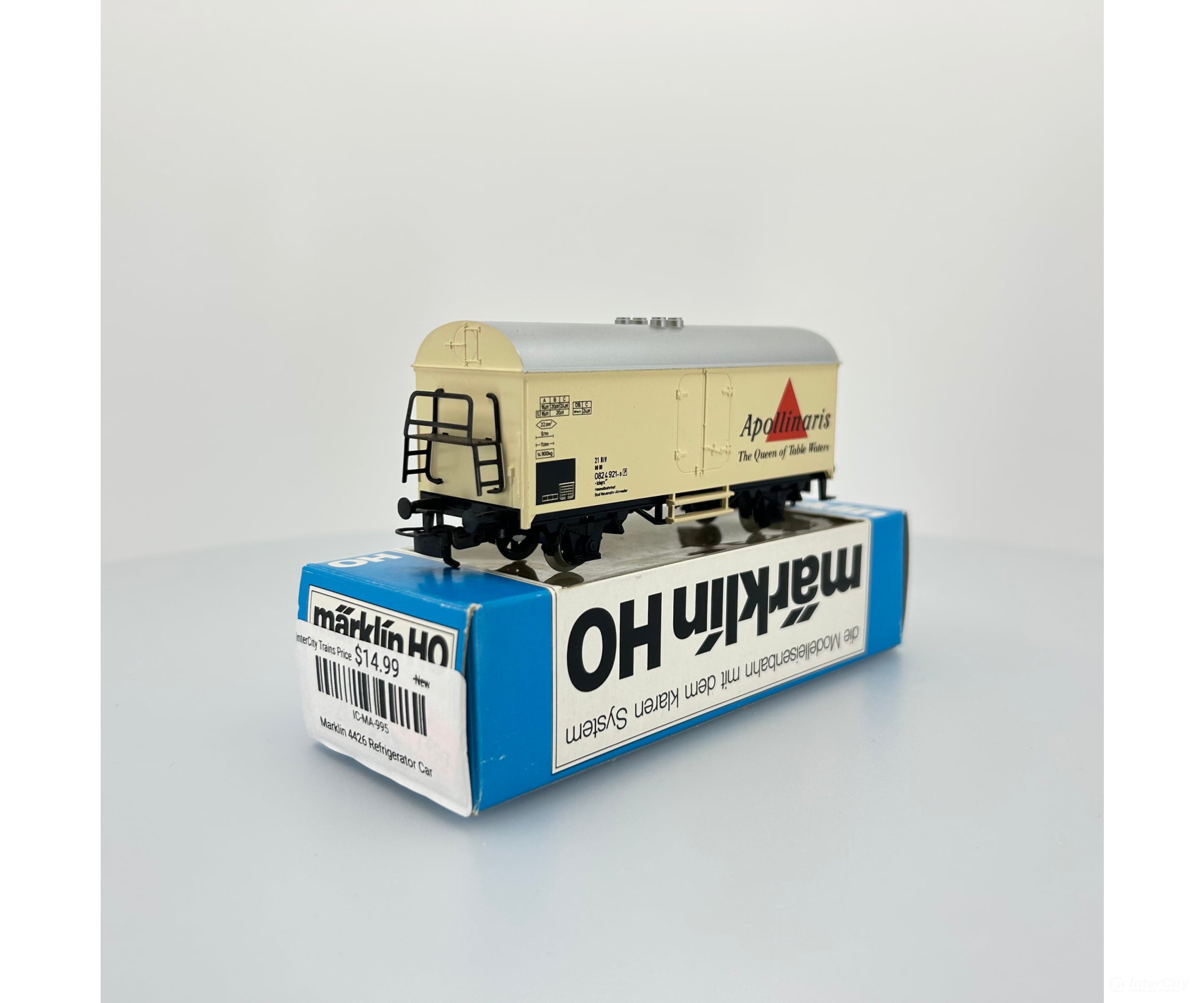 Marklin 4426 Refrigerator Car European Freight Cars