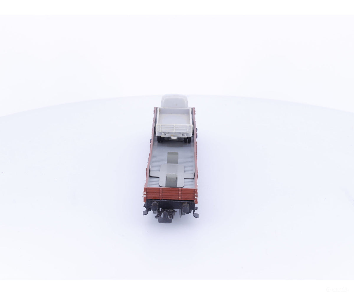 Marklin 4515 HO DB Flat car with Truck Load. 1 Truck Missing - European Freight Cars