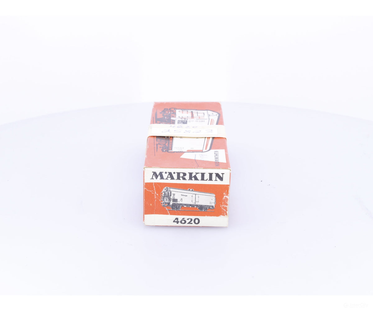 Marklin 4620 HO DB Refrigerator Car - European Freight Cars