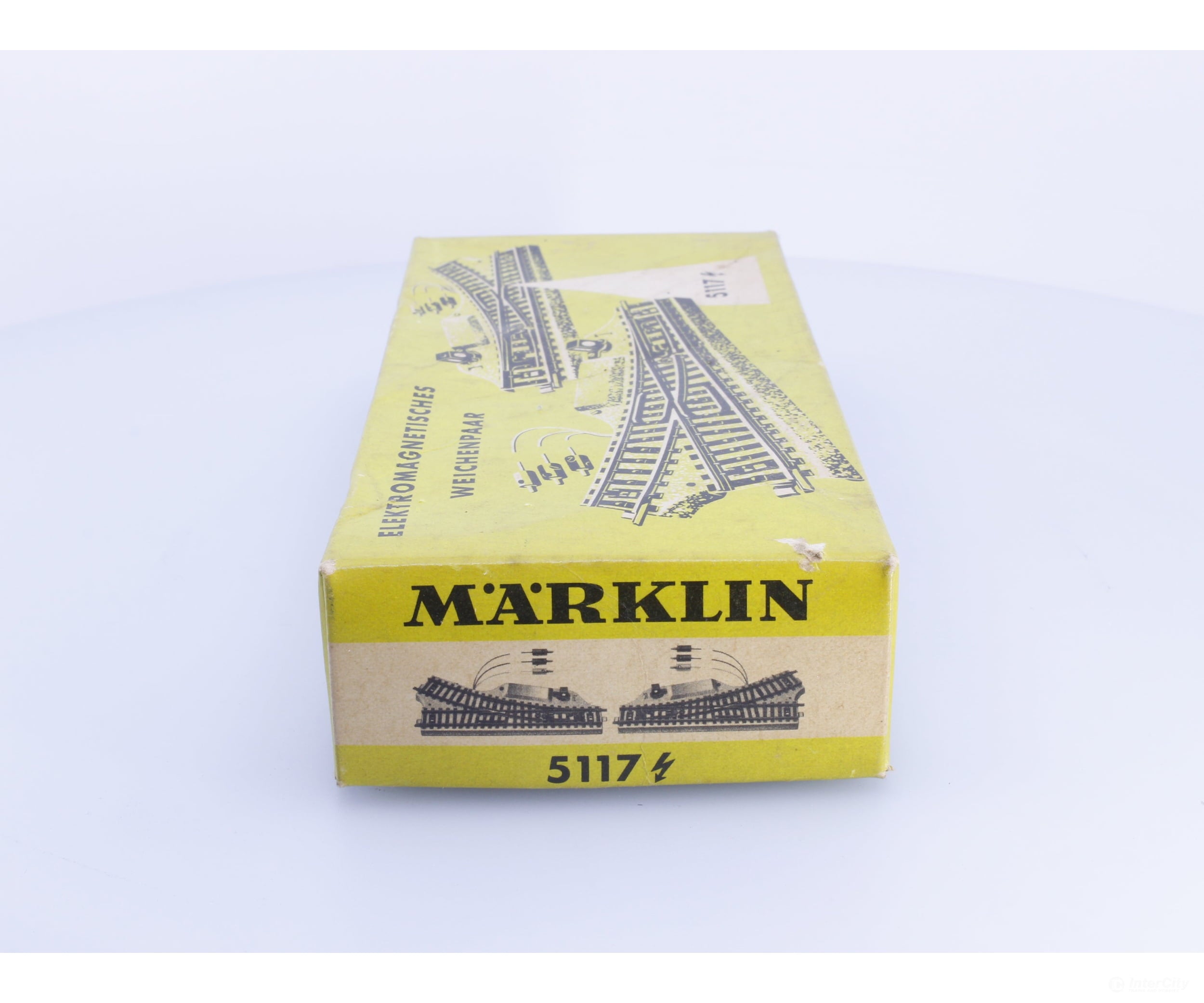 Marklin 5117 HO Right/Left Electric Turnout Pair M Track - Track & Turnouts