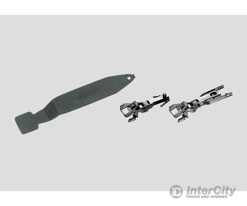 Marklin 7205 Close Couplers for Locomotives and Cars without Guide Mechanisms - Default Title (IC-MARK-7205)