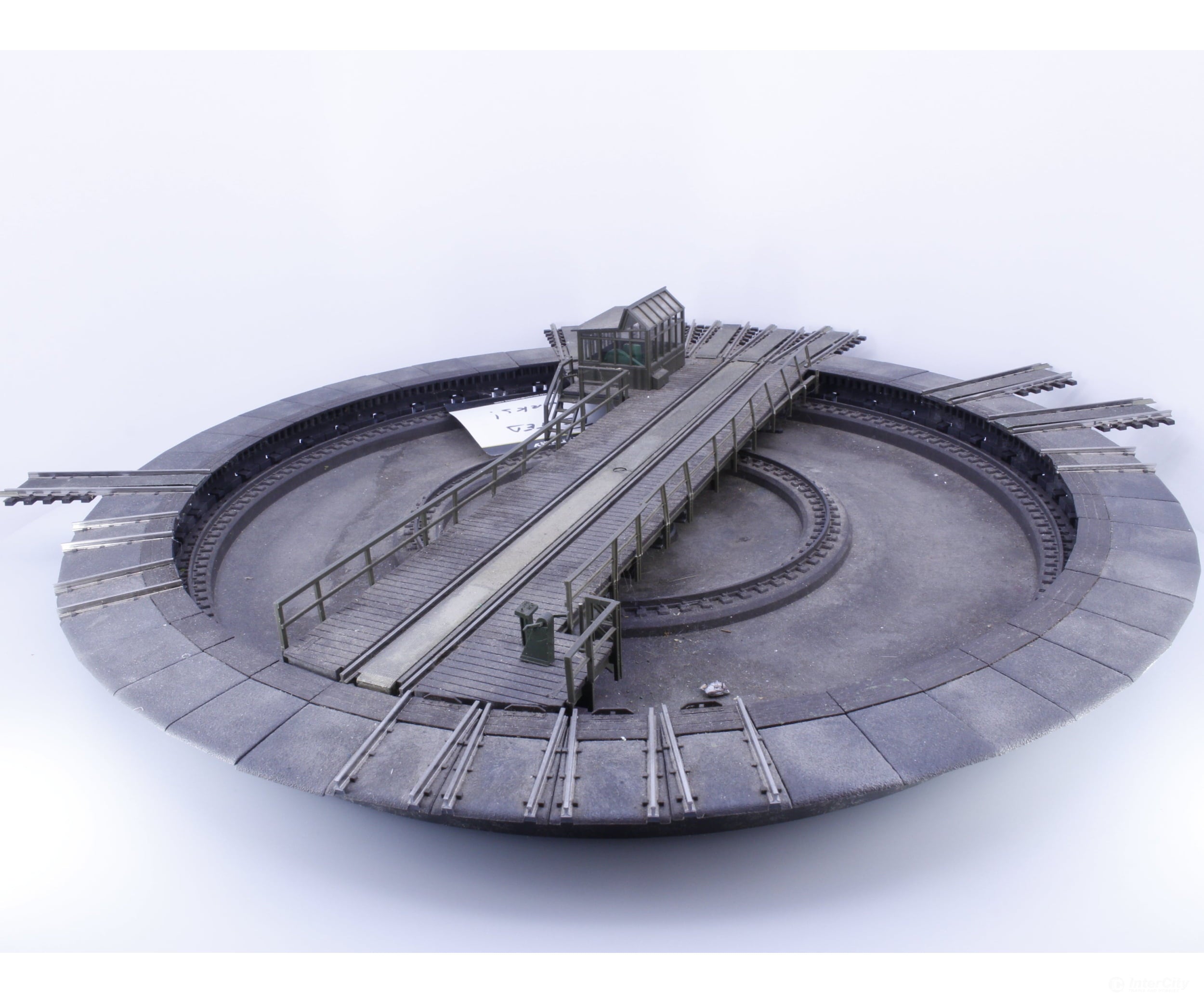 Marklin 7686 HO Motorized Turntable for 3 Rail HO Track Accessories