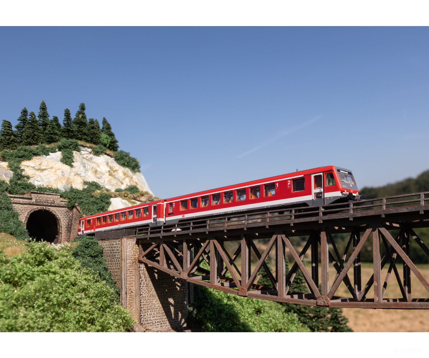 Marklin 88700 Z Db Ag Class 628.2 Diesel Powered Rail Car With A 928.2 Cab Control (1/2025 Insider