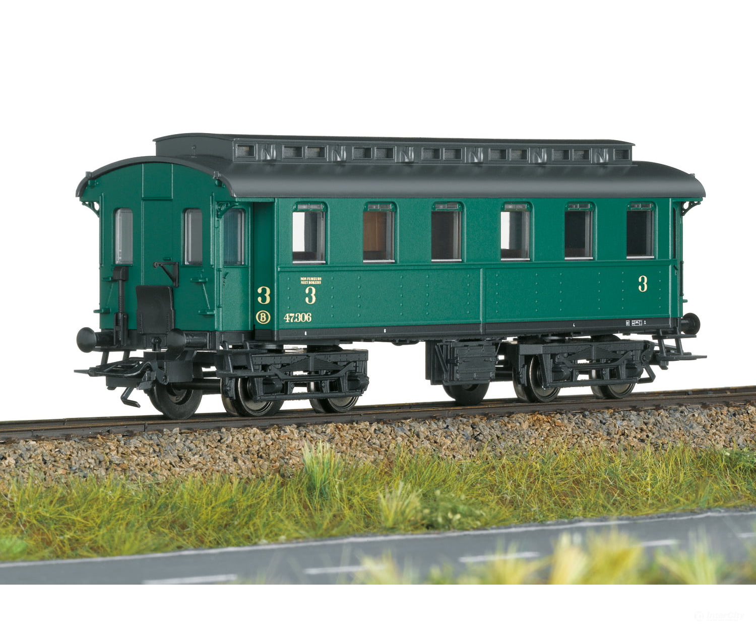 Marklin 43054 SNCB Passenger Car Set to Go with the Class 81 - Default Title (IC-MARK-43054)
