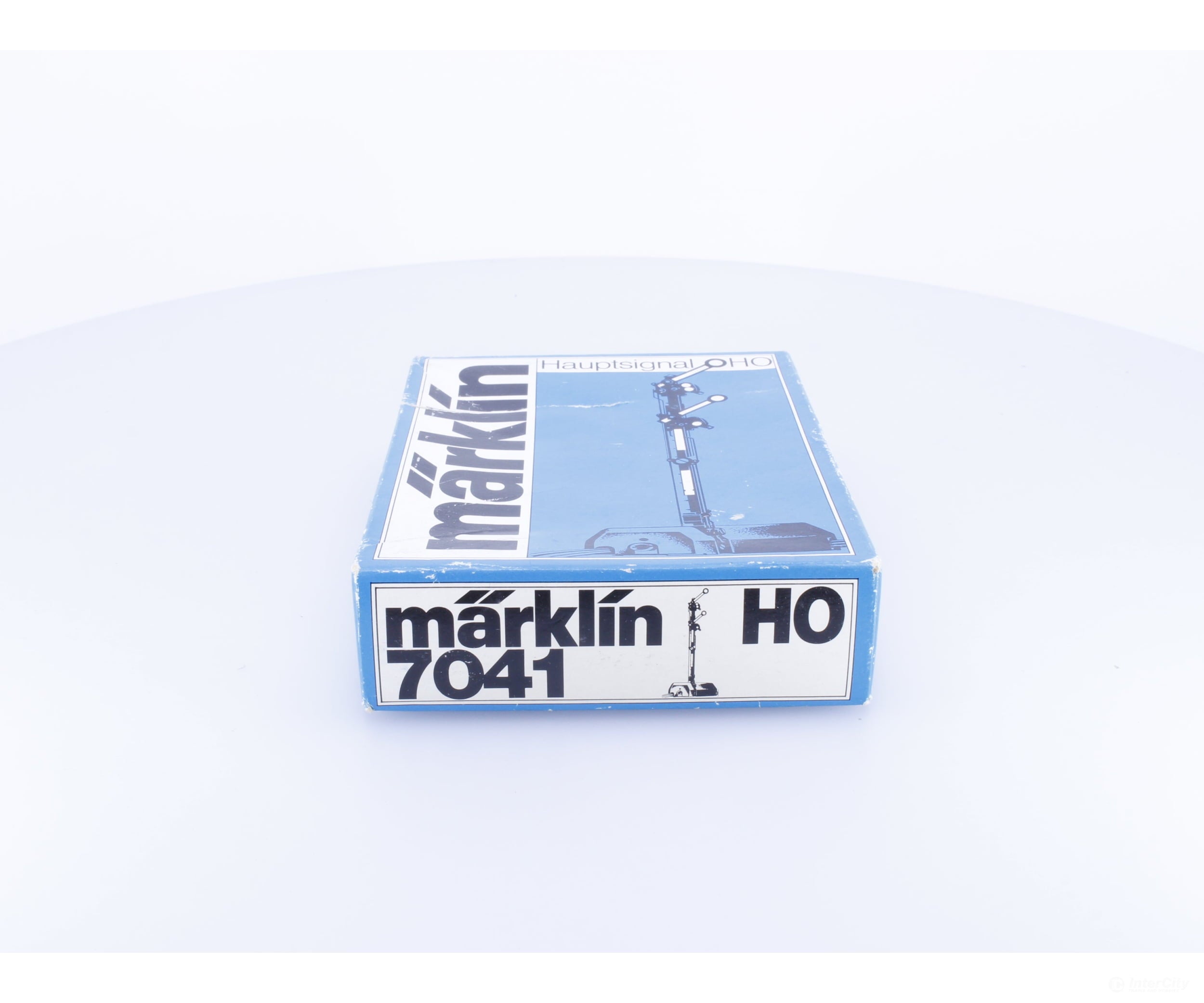 Marklin HO Assorted Used Base Plates for Signals 14 Pieces - Track Accessories