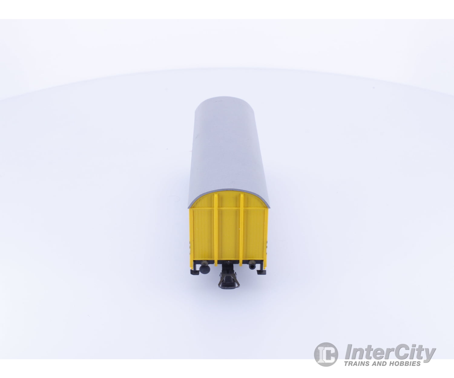 Marklin RC HO DB Refrigerator Car 304565 European Freight Cars