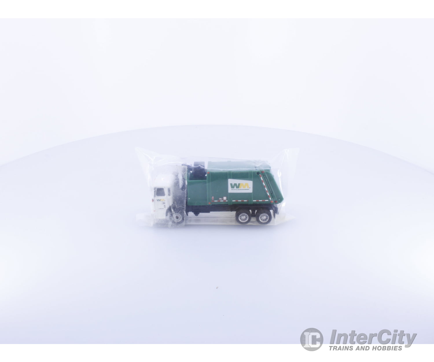 Matchbox WMGT HO Waste Management Garbage Truck Cars & Trucks