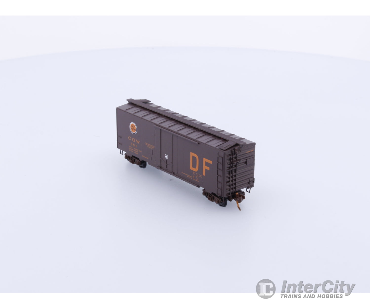 Micro Trains 02100430 N Boxcar 40’ Steel Plug Door Chicago Great Western (CGW) 381 Freight Cars