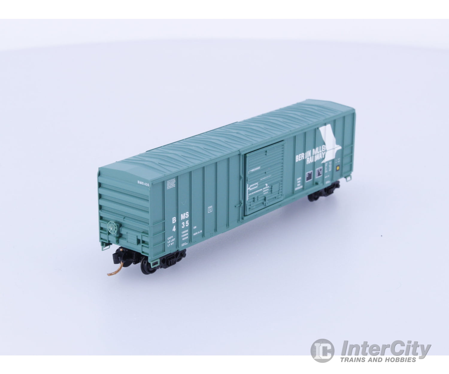 Micro Trains 02500930 N Boxcar 50’ FMC 5077 Berlin Mills BMS 435 Freight Cars