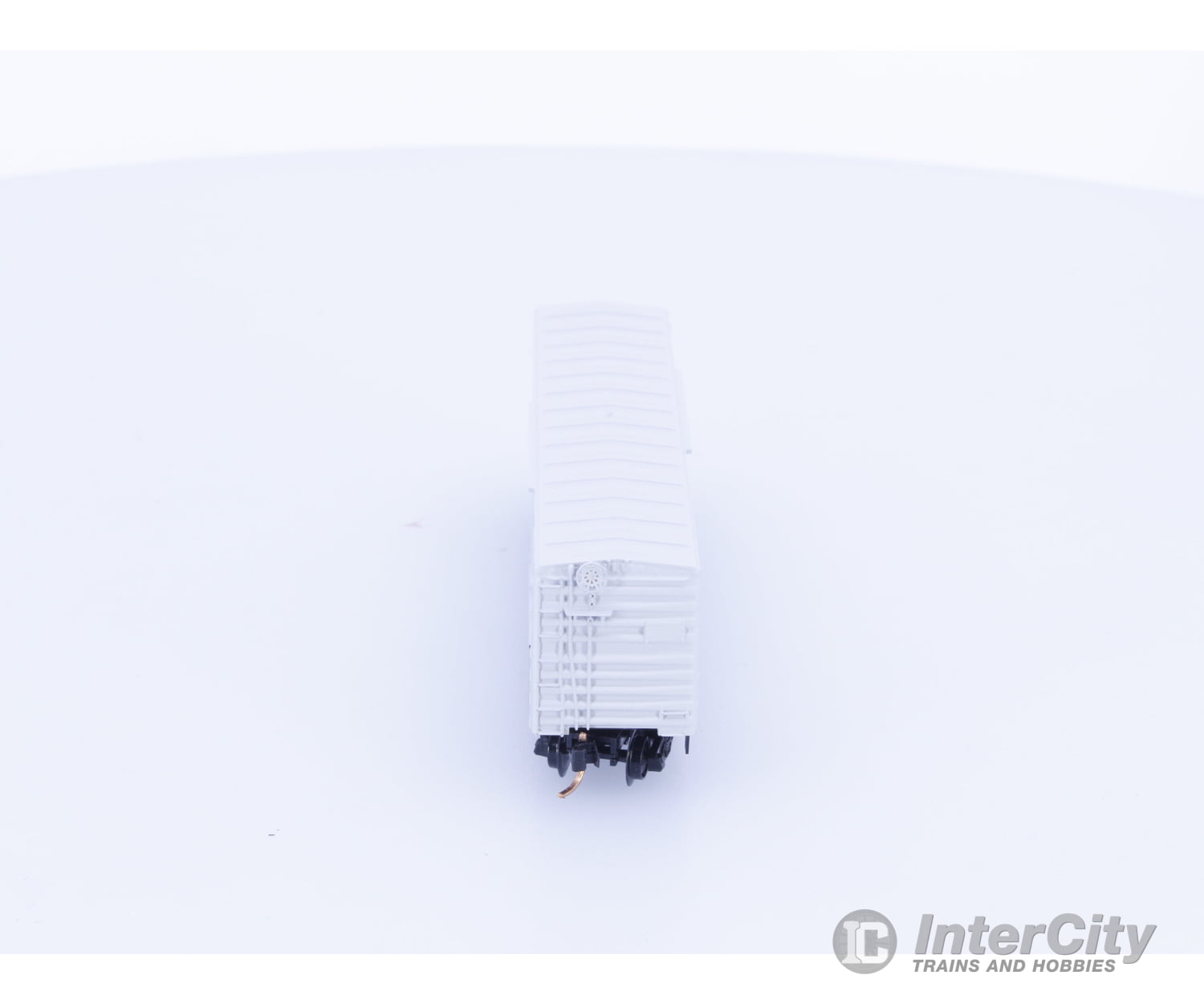 Micro Trains 03800401 N 50’ Standard Plug Door Boxcar USS Missouri Navy Series #1 BB-63 Freight Cars