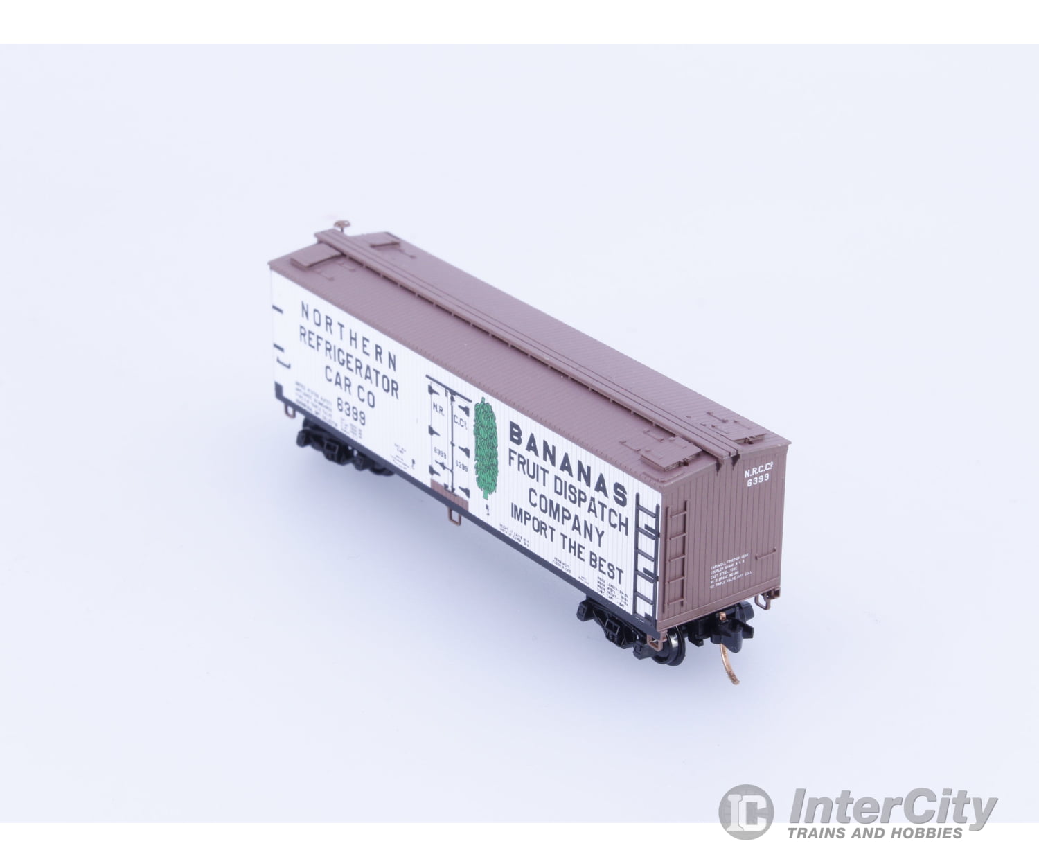 Micro Trains 04900780 N 40’ Double Sheathed Wood Reefer Northern Refrigerator Car Company (NRCC) 6399 Freight Cars