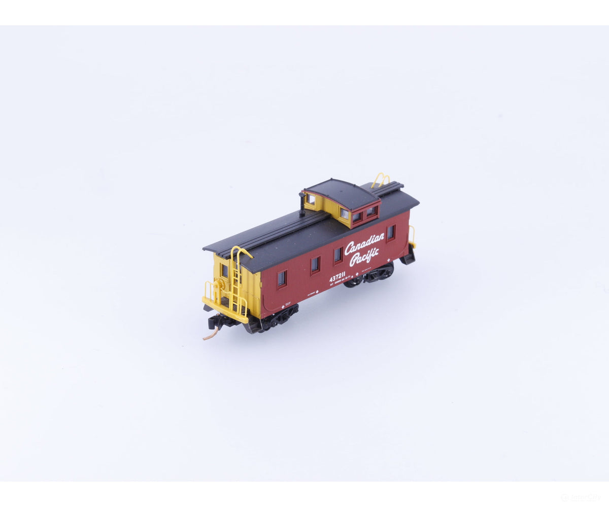 Micro Trains 05100240 N 34’ Wood Caboose w/ Straight Cupola #1 Canadian Pacific (CP) 437211 - Freight Cars