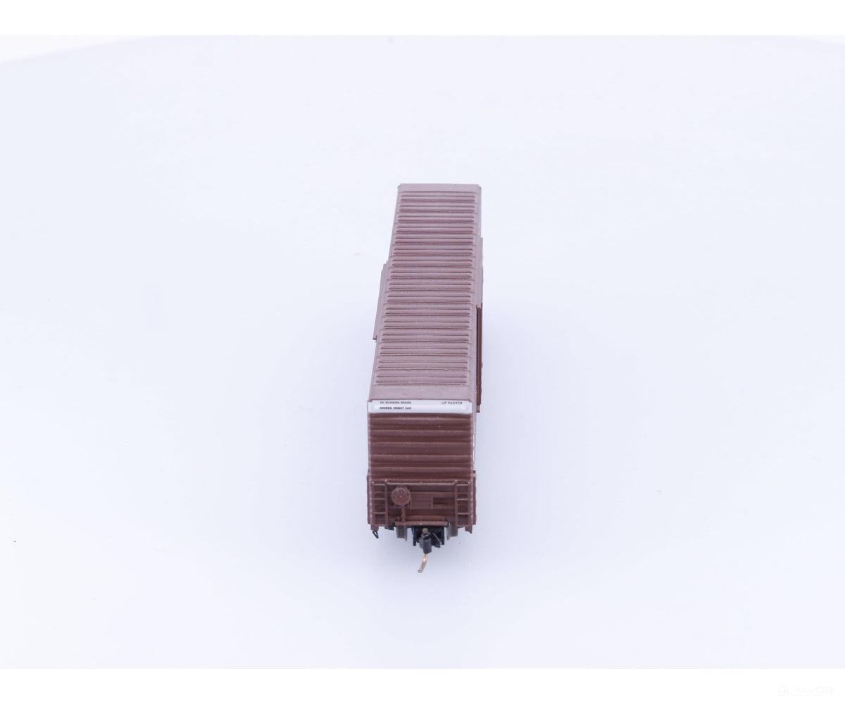 Micro Trains 104030 N 60’ Excess Height Rivet Side Single Door Boxcar Union Pacific (UP) 960958 - Freight Cars