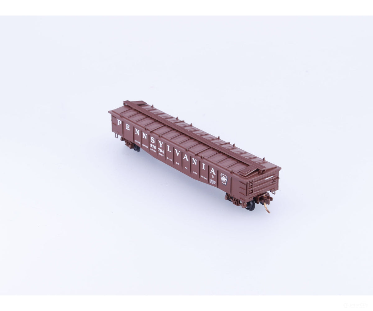 Micro Trains 106080 N 50’ Gondola w/ Low Cover Pennsylvania Railroad (PRR) 376704 - Freight Cars
