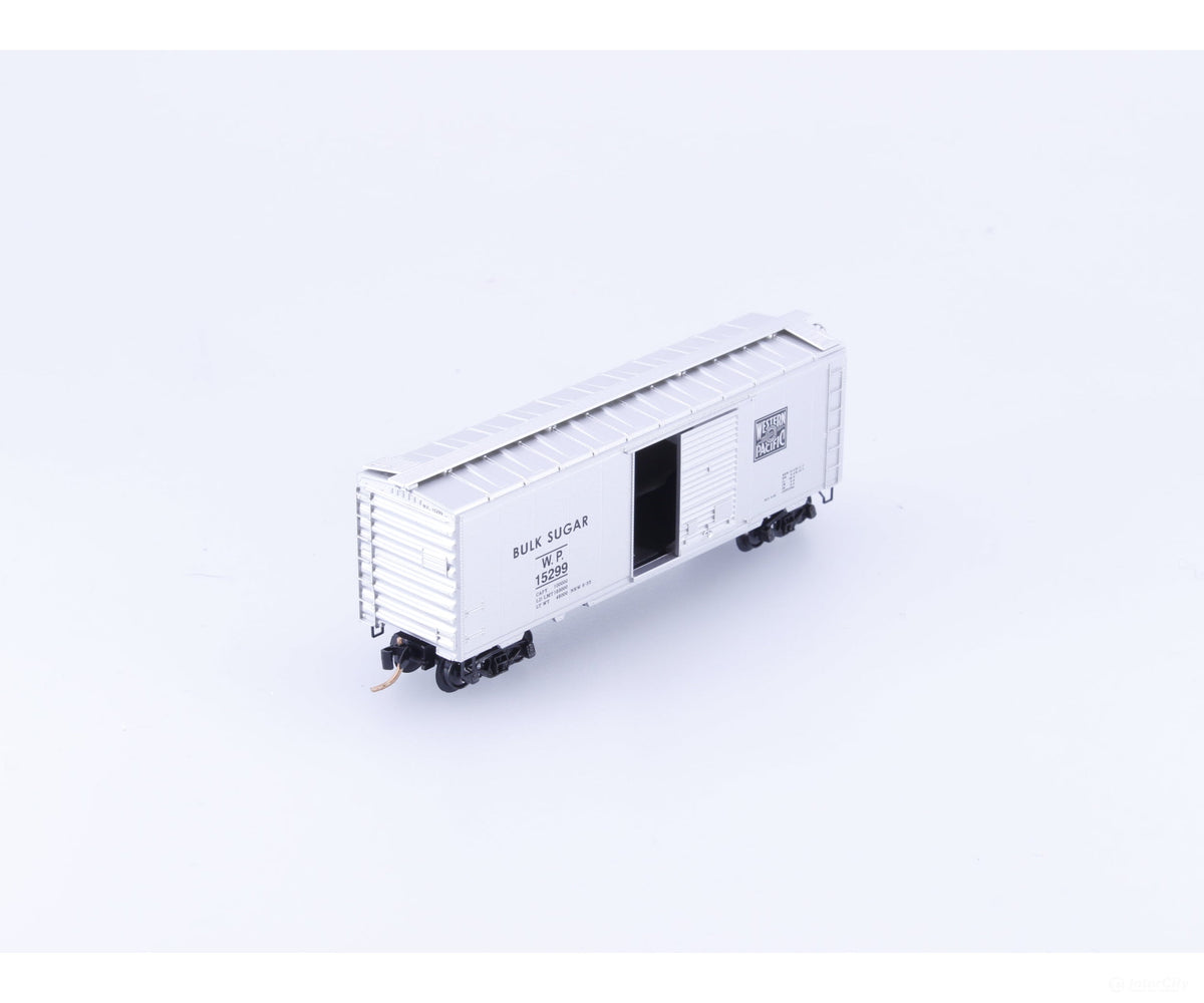 Micro Trains 20076 N 40’ Standard Box Car Single Door Western Pacific (WP) 15299 - Freight Cars