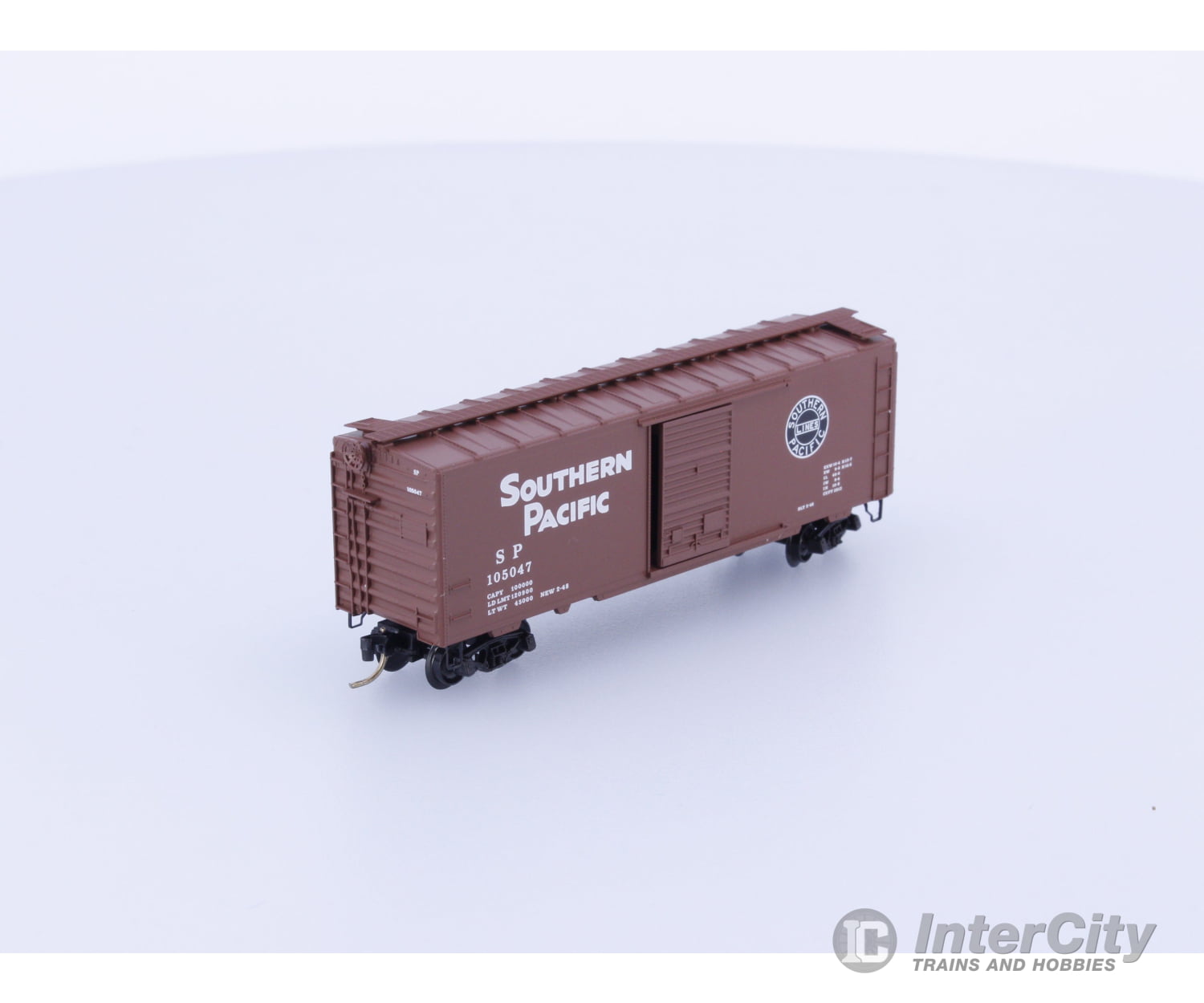 Micro Trains 20080 N 40’ Standard Box Car Single Door Southern Pacific (SP) 105047 (#2) Freight Cars