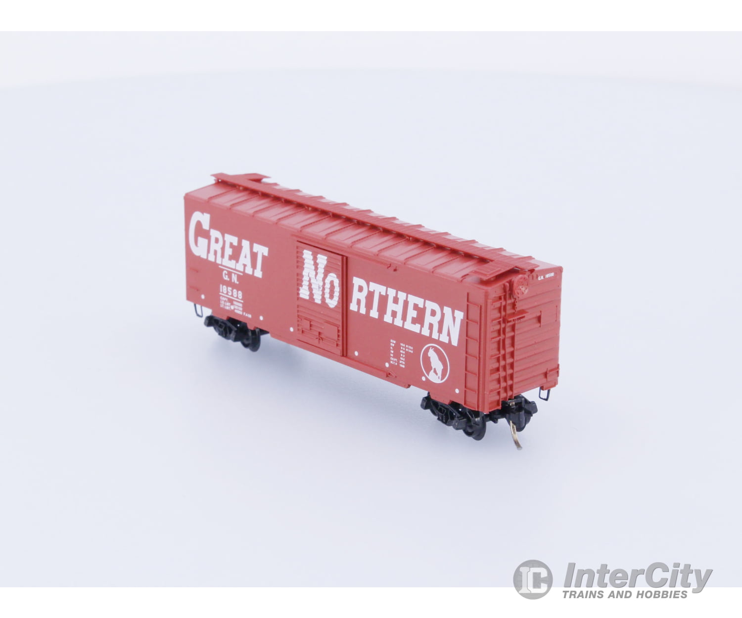Micro Trains 20176 N Boxcar 40’ PS-1 Great Northern (GN) 18588 (#1) Freight Cars