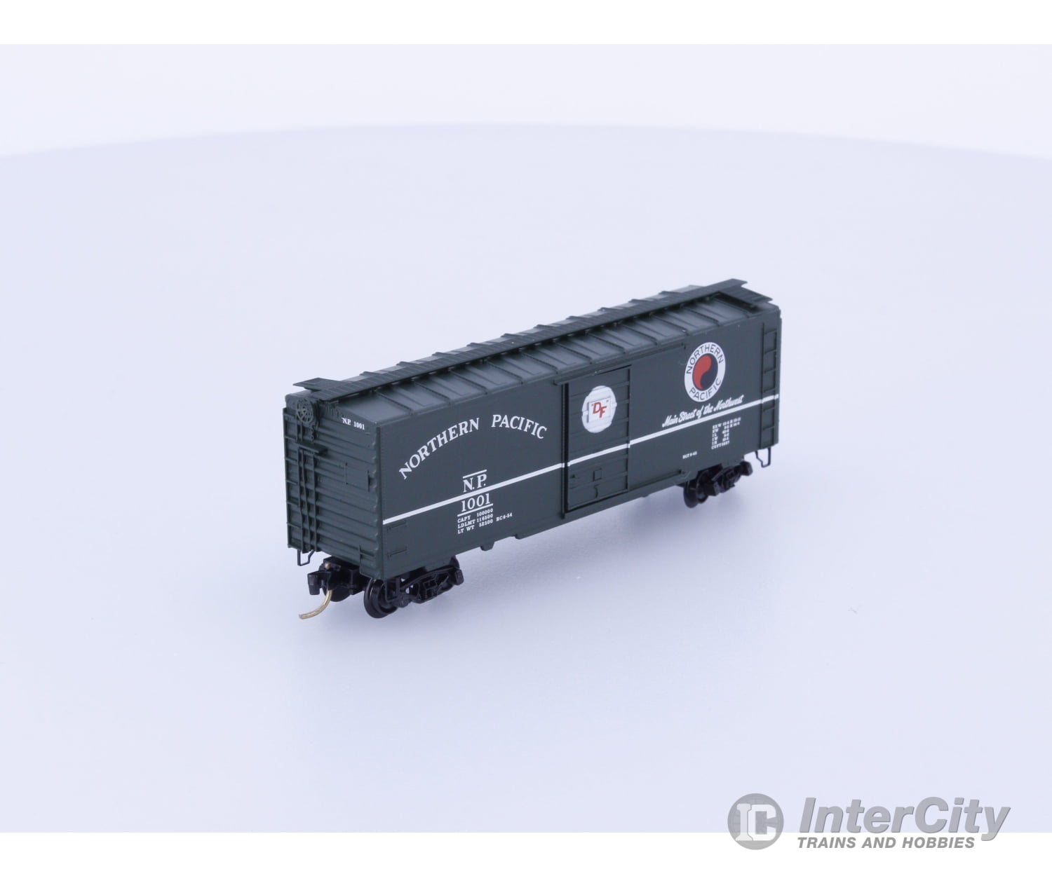 Micro Trains 20236 N 40’ Standard Box Car Single Door Northern Pacific (NP) 1001 Freight Cars