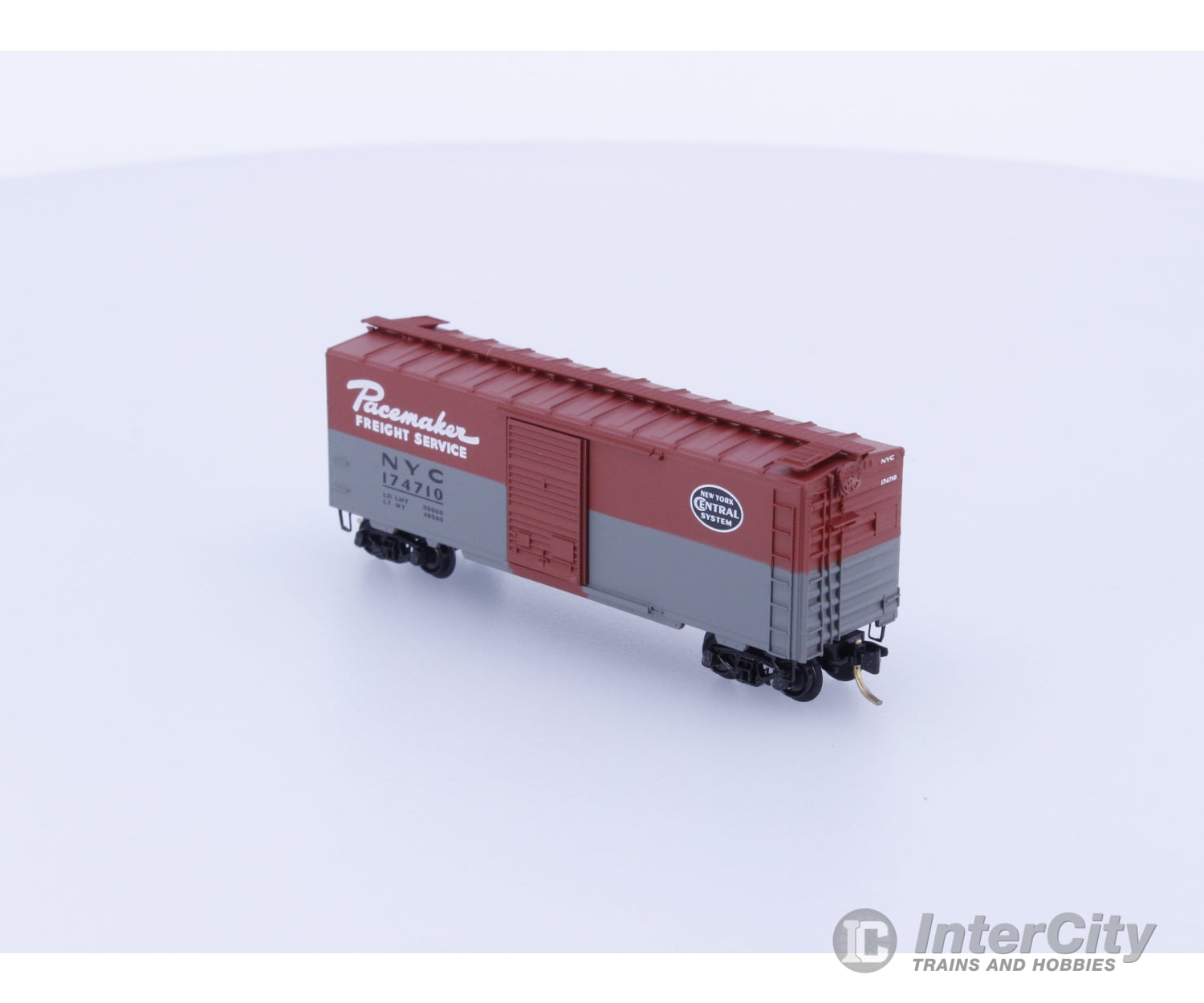 Micro Trains 20240 N 40’ Standard Box Car Single Door New York Central (NYC) 174710 (#1) Freight Cars
