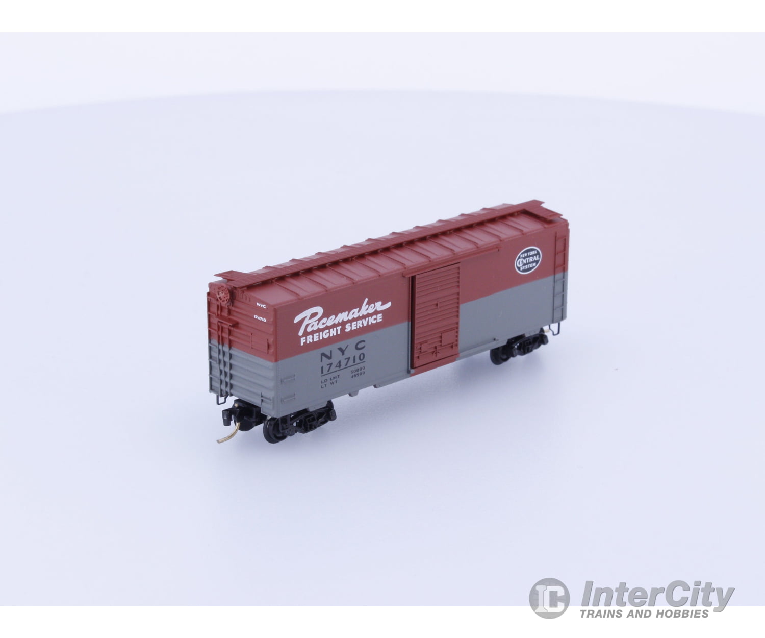 Micro Trains 20240 N 40’ Standard Box Car Single Door New York Central (NYC) 174710 (#2) Freight Cars