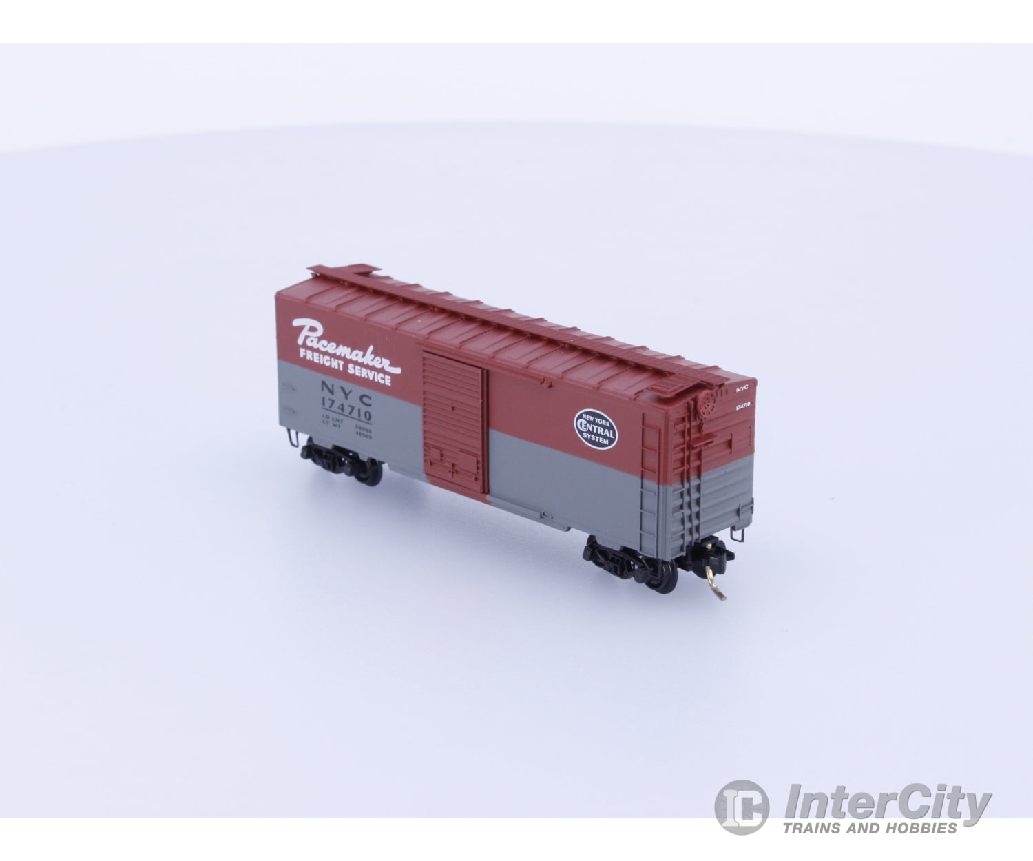 Micro Trains 20240 N 40’ Standard Box Car Single Door New York Central (NYC) 174710 (#2) Freight Cars
