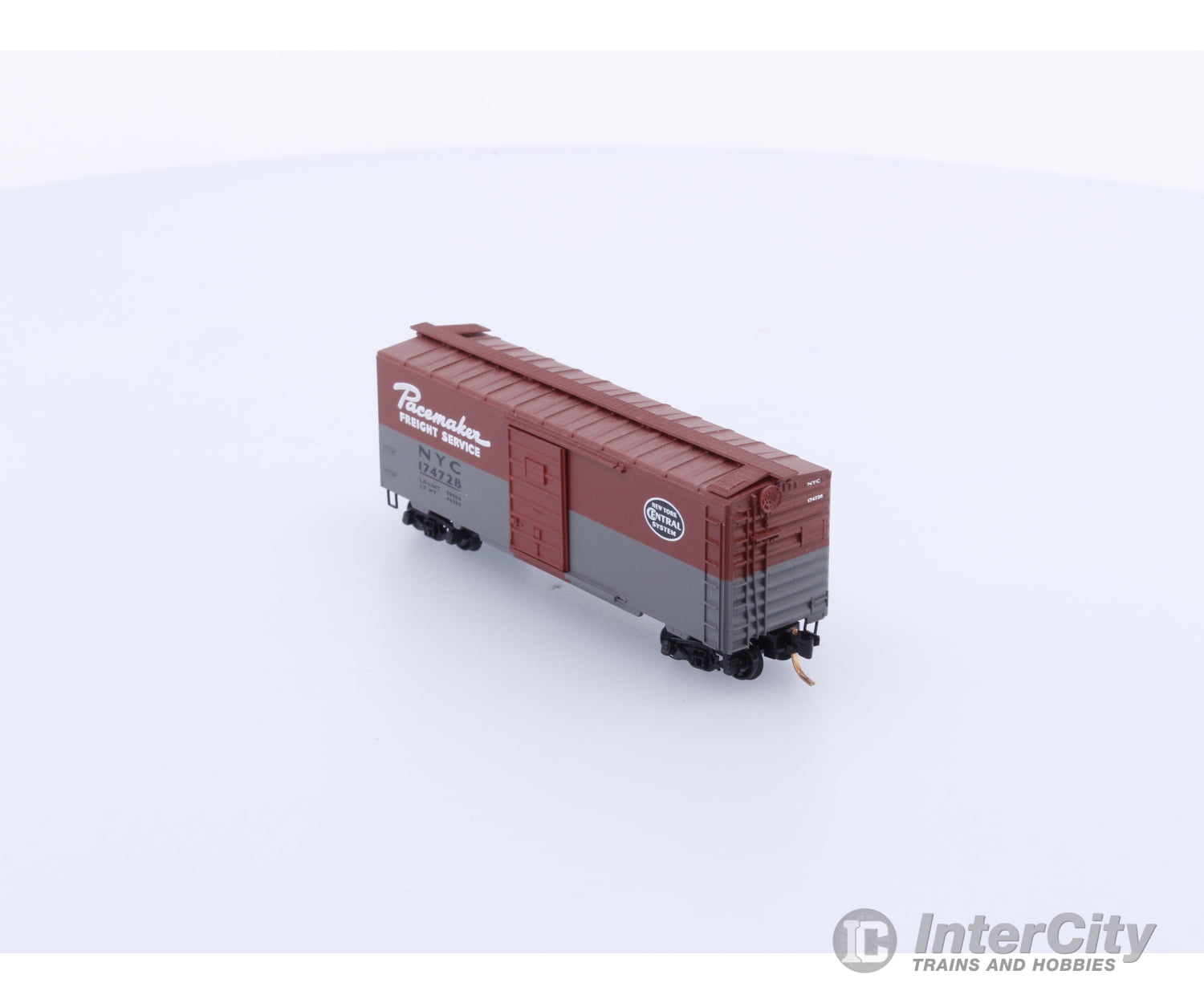 Micro Trains 20240 N 40’ Standard Box Car Single Door New York Central (NYC) 174728 Freight Cars