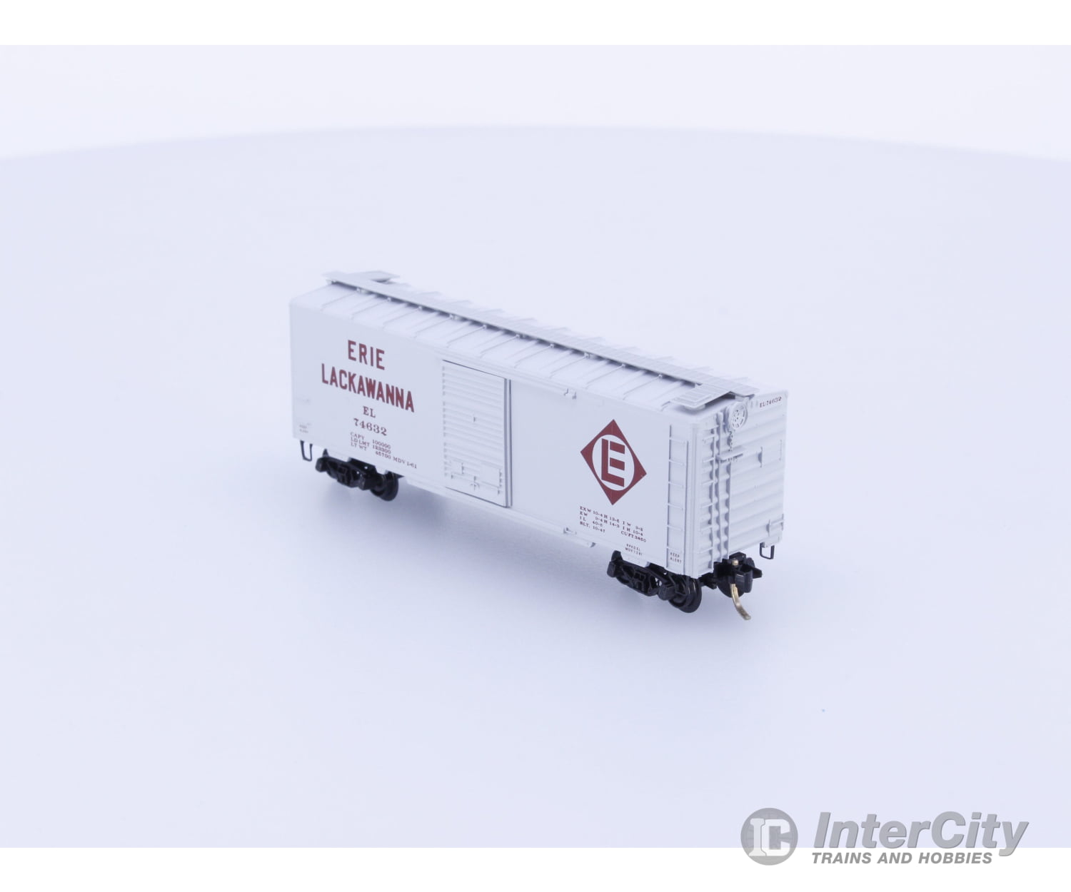 Micro Trains 20360 N 40’ Standard Box Car Single Door Erie Lackawanna (EL) 74632 Freight Cars