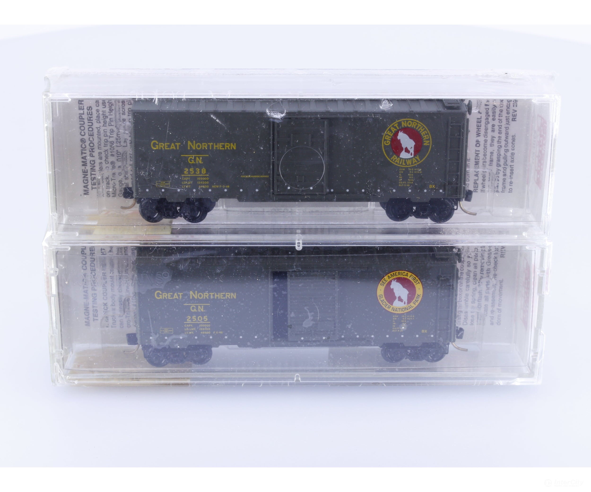 Micro Trains 20406-2 N 40’ Single Door Boxcar 2 Pack Great Northern (GN) 2538,2505 Freight Cars