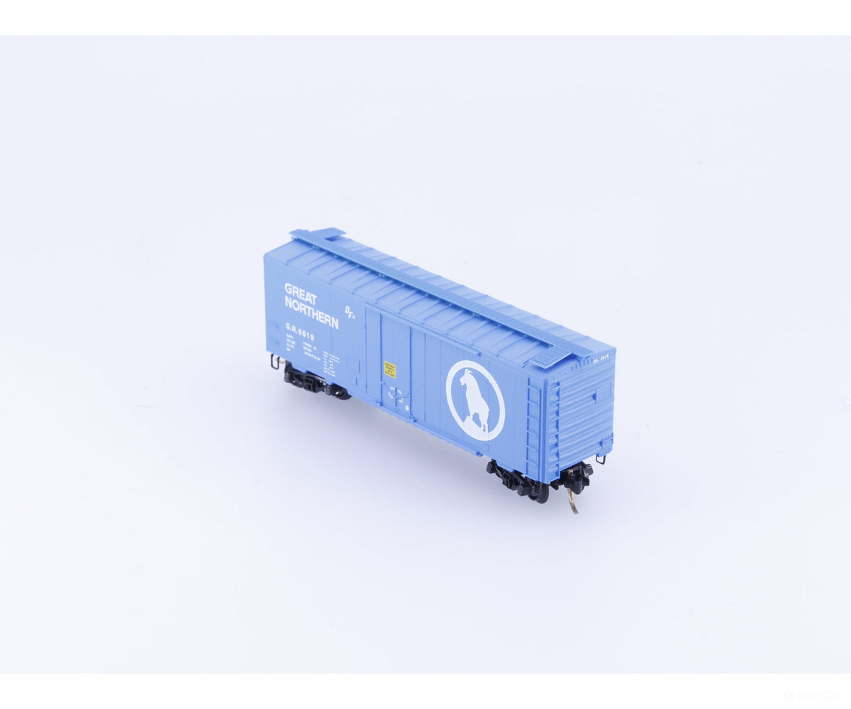 Micro Trains 21040 N Boxcar 40’ Steel Plug Door Great Northern (GN) 6619 - Freight Cars