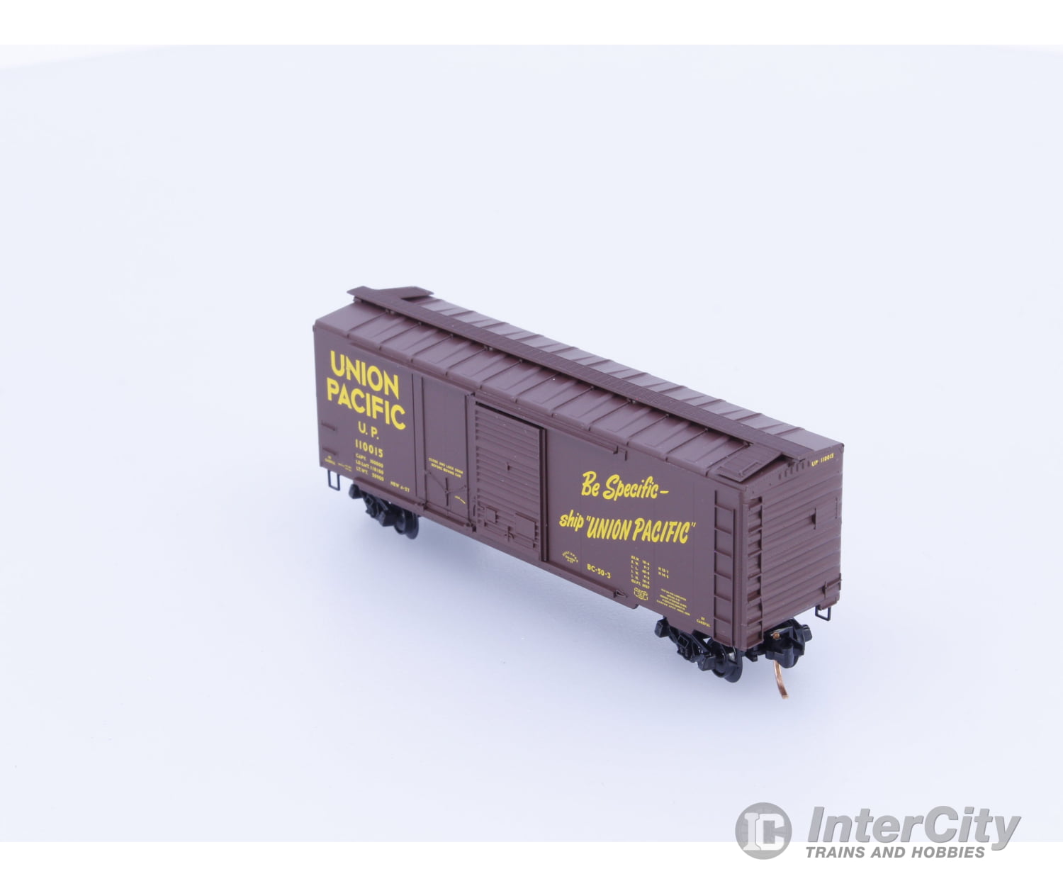 Micro Trains 22030 N 40’ Steel Combo Door Boxcar Union Pacific (UP) 110015 Freight Cars