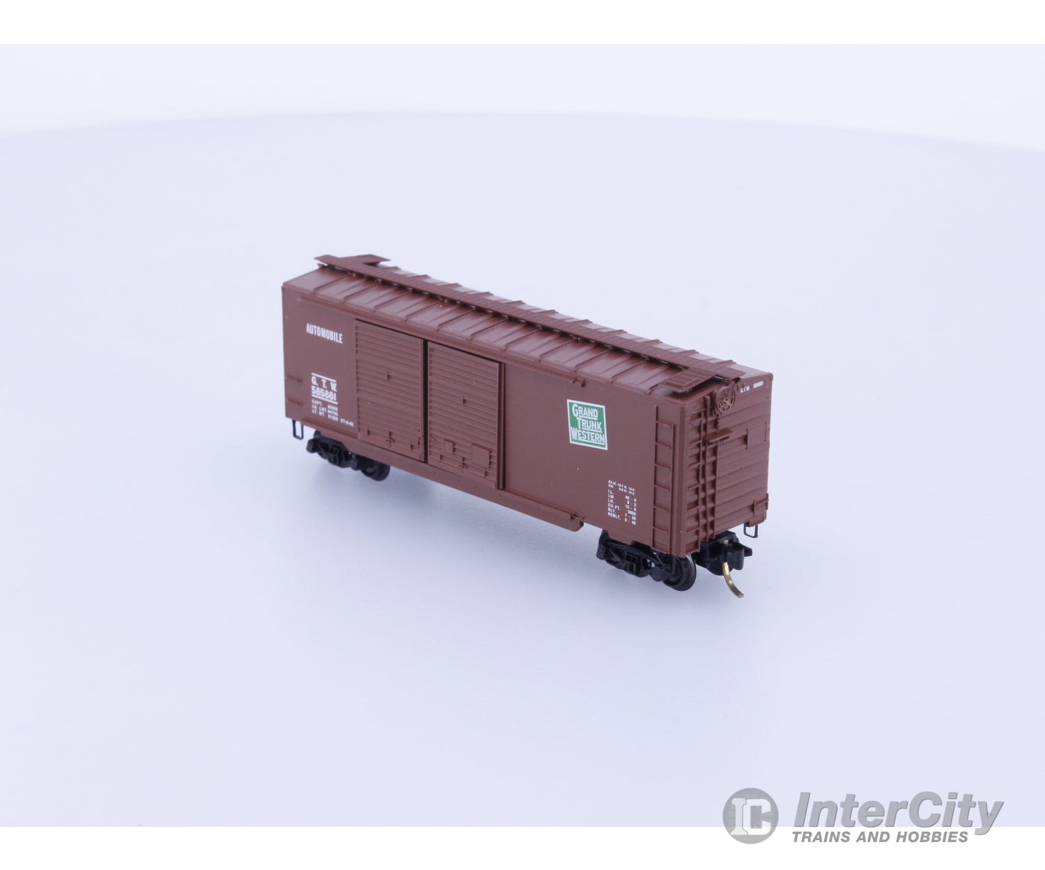 Micro Trains 23170 N 40’ Standard Box Car Double Doors Grand Trunk Western (GTW) 585881 Freight Cars