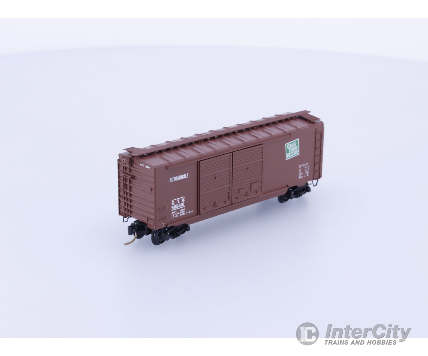 Micro Trains 23170 N 40’ Standard Box Car Double Doors Grand Trunk Western (GTW) 585881 Freight Cars