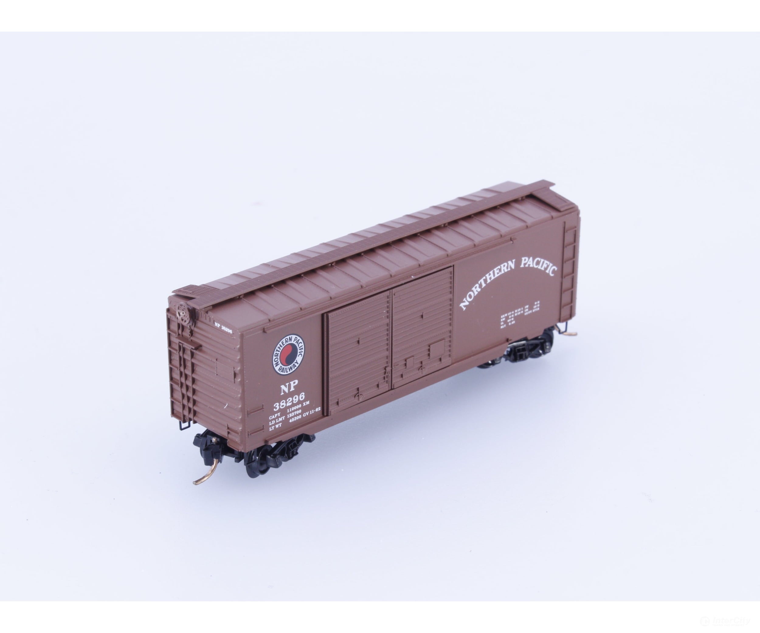 Micro Trains 23250 N 40’ Double Door Boxcar Northern Pacific (NP) 38296 Freight Cars