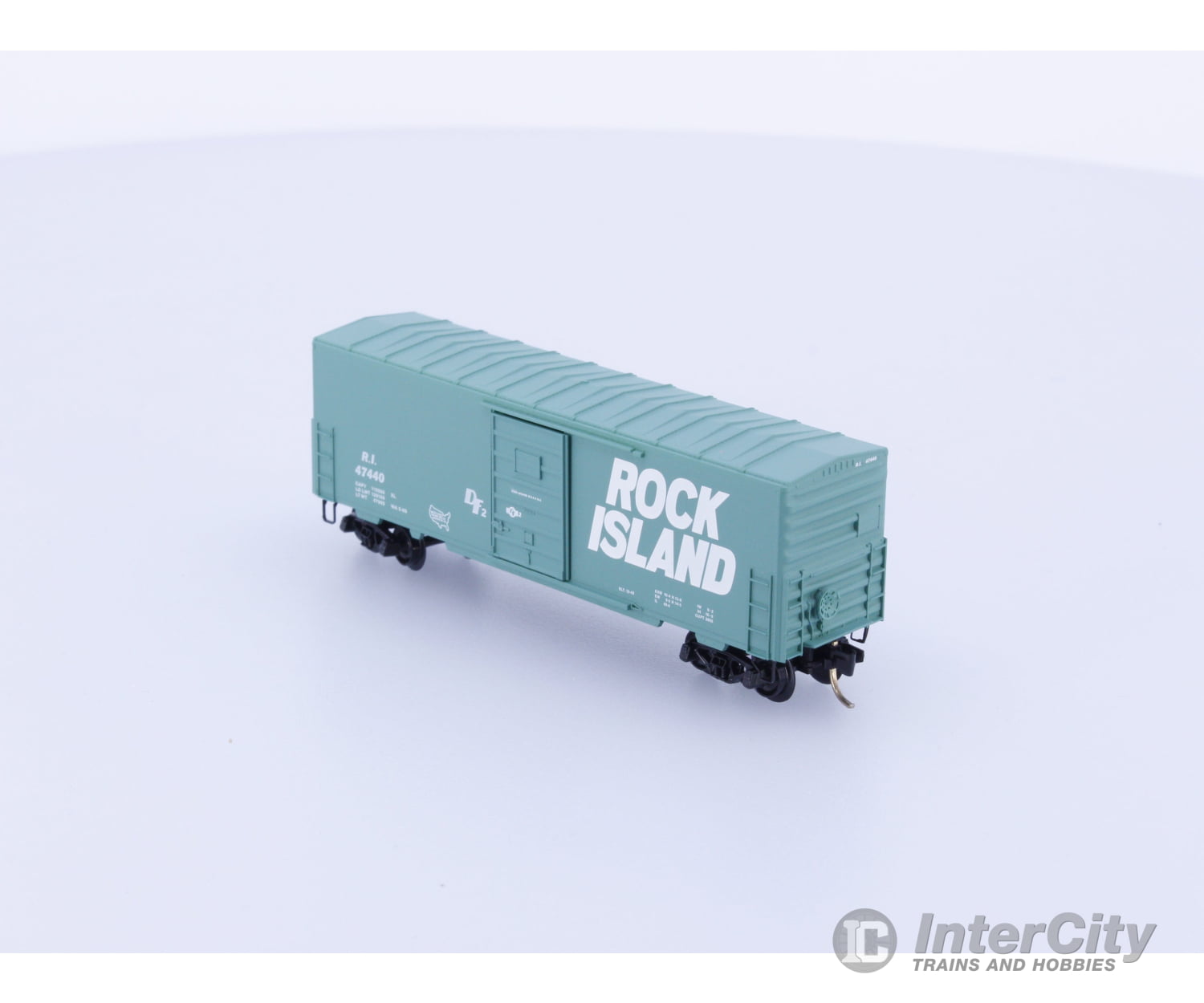 Micro Trains 24270 N Boxcar 40’ Chicago Rock Island and Pacific (ROCK) 47440 Freight Cars