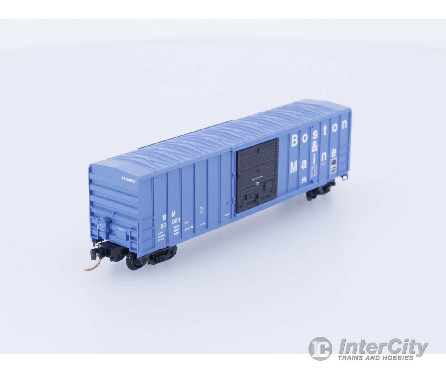 Micro Trains 25240 N Boxcar 50’ FMC 5077 Boston & Maine BM Boston and Maine (BM) 80023 Freight Cars