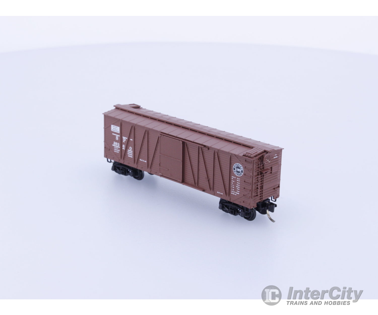 Micro Trains 28030 N Boxcar 40’ Wood Sheathed Outside Braced Southern Pacific (SP) 26360 Freight Cars