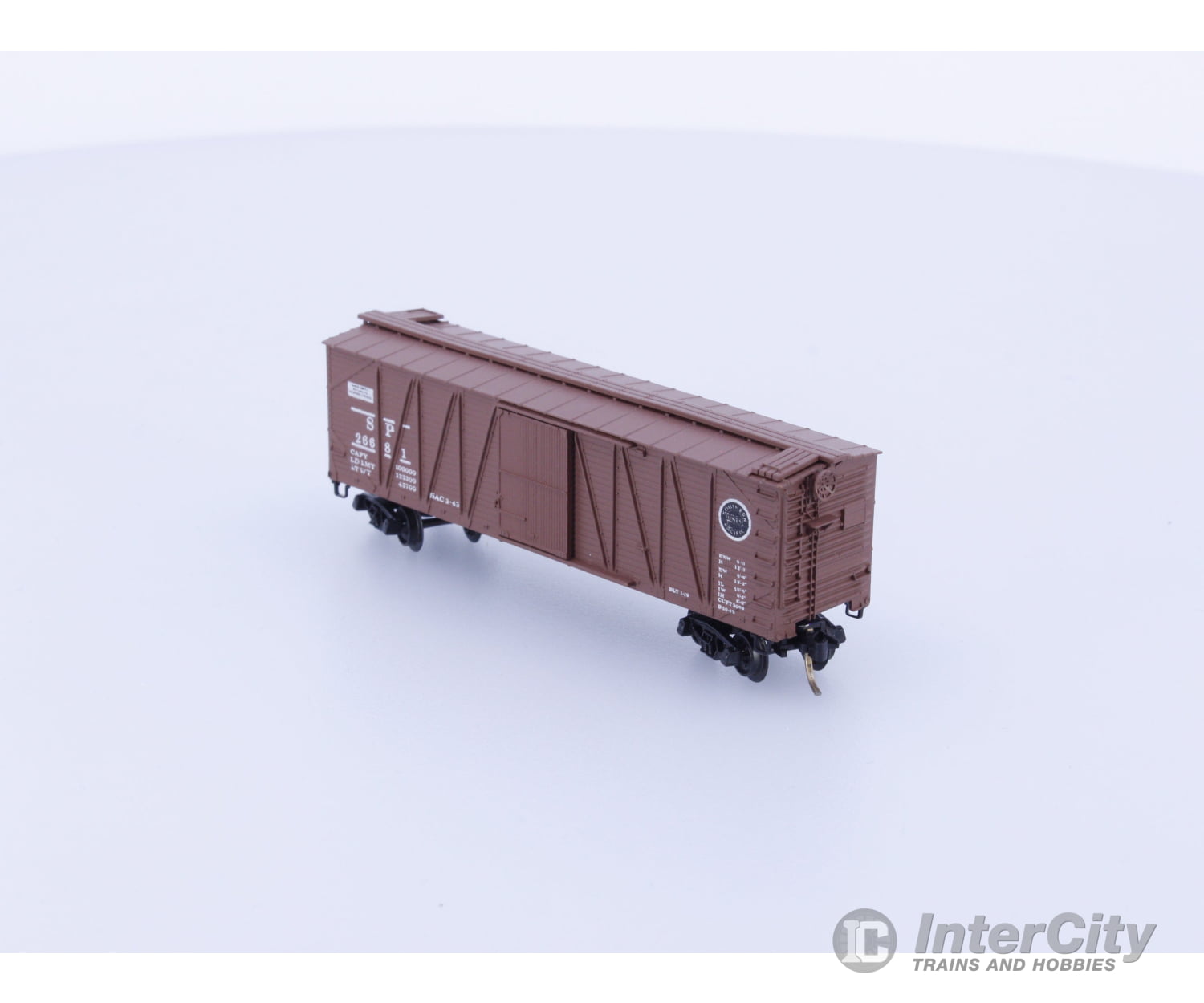 Micro Trains 28030 N Boxcar 40’ Wood Sheathed Outside Braced Southern Pacific (SP) 26681 Freight Cars