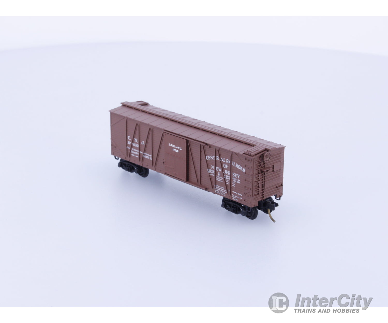 Micro Trains 28040 N Boxcar 40’ Wood Sheathed Outside Braced Jersey Central CNJ 17239 Freight Cars