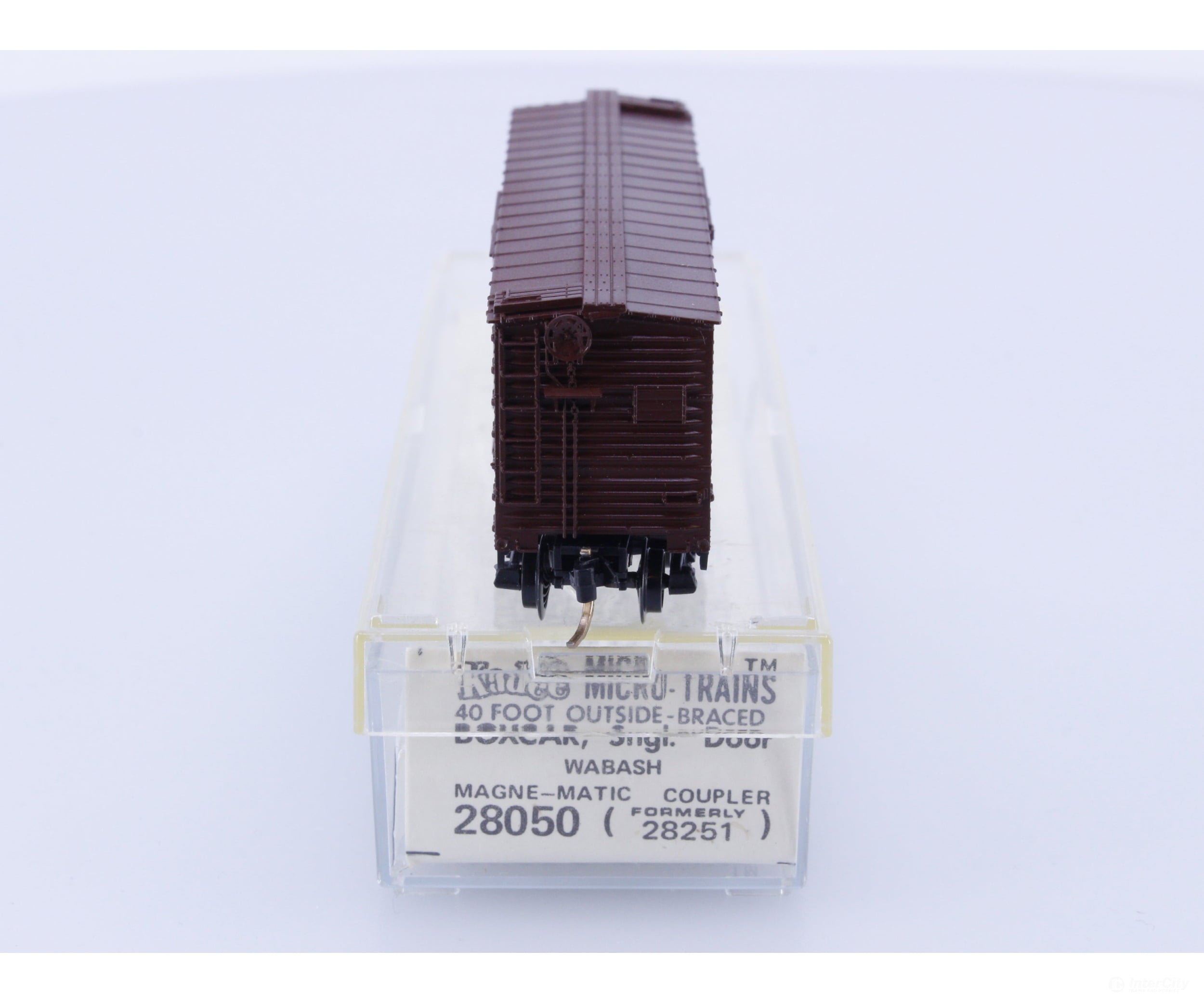 Micro Trains 28050 N Boxcar 40’ Wood Sheathed Outside Braced Wabash WAB Wabash Railroad (WAB) 81501 Freight Cars