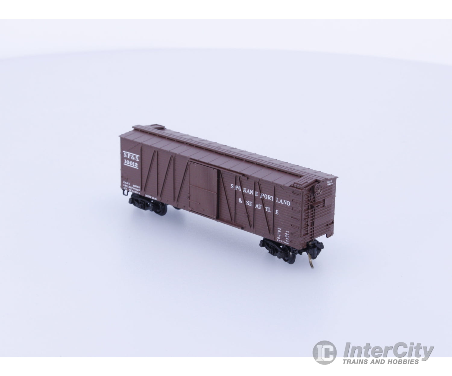 Micro Trains 28070 N 40’ Outside Braced Box Car Spokane Portland and Seattle (SPS) 10012 Freight Cars